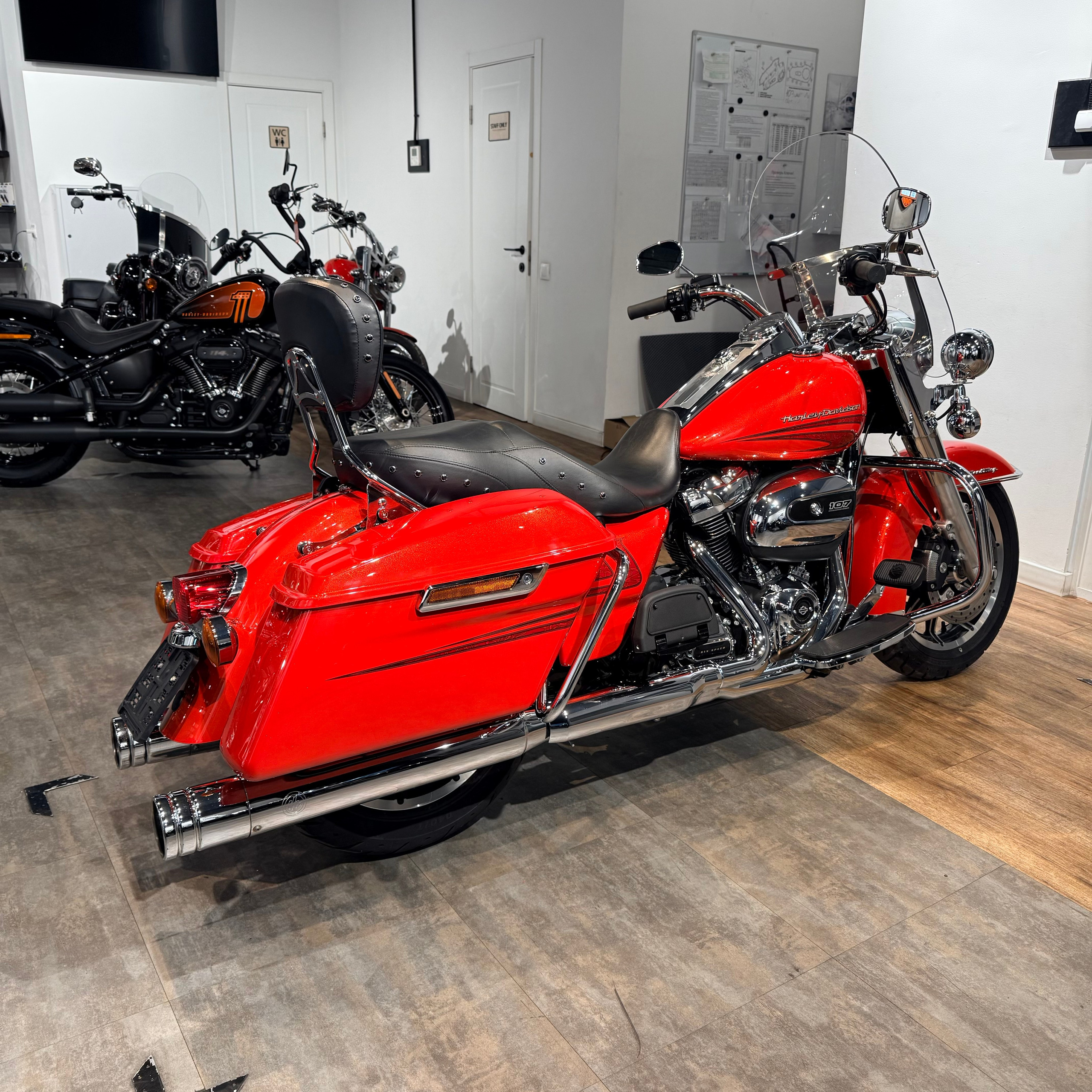 2017 Road Кing 107 АВS Laguna Orаngе. Hello Davidson, Москва. Только хорошие мотоциклы…