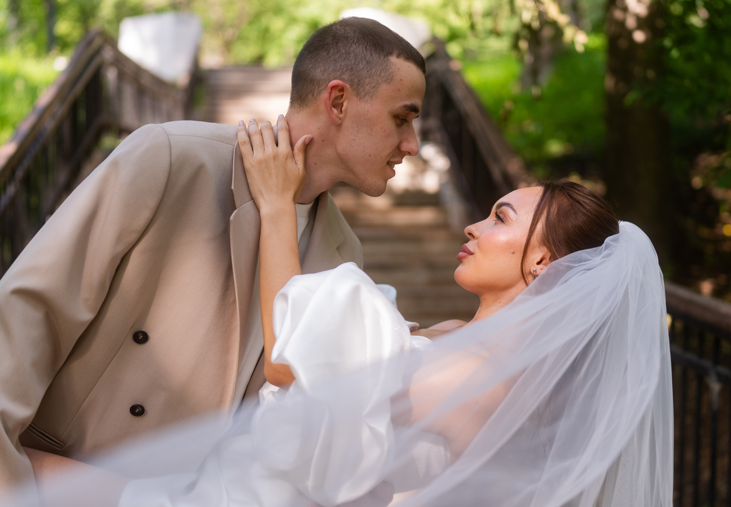 Предсвадебная прогулка Александр и Юлия. Свадебный и индивидуальный фотограф Аля Мамакова