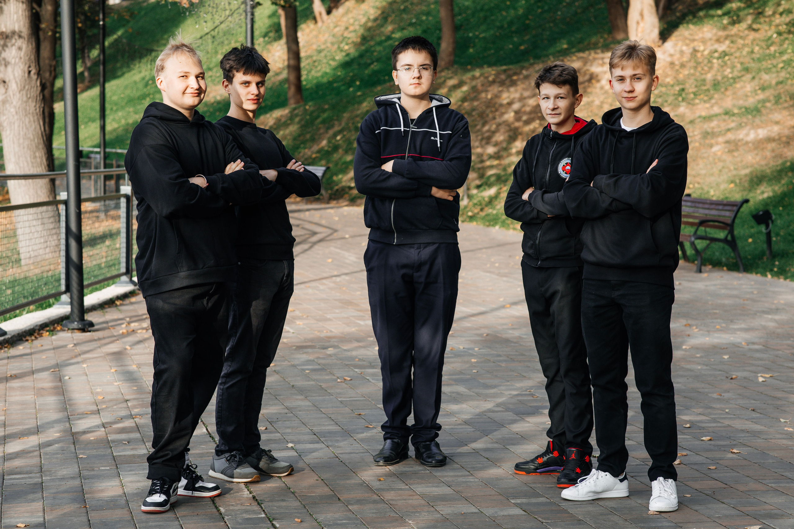 Фотосессия для выпускного альбома в парке Им. Талалихина. Выпускные альбомы в Подольске Москве и МО