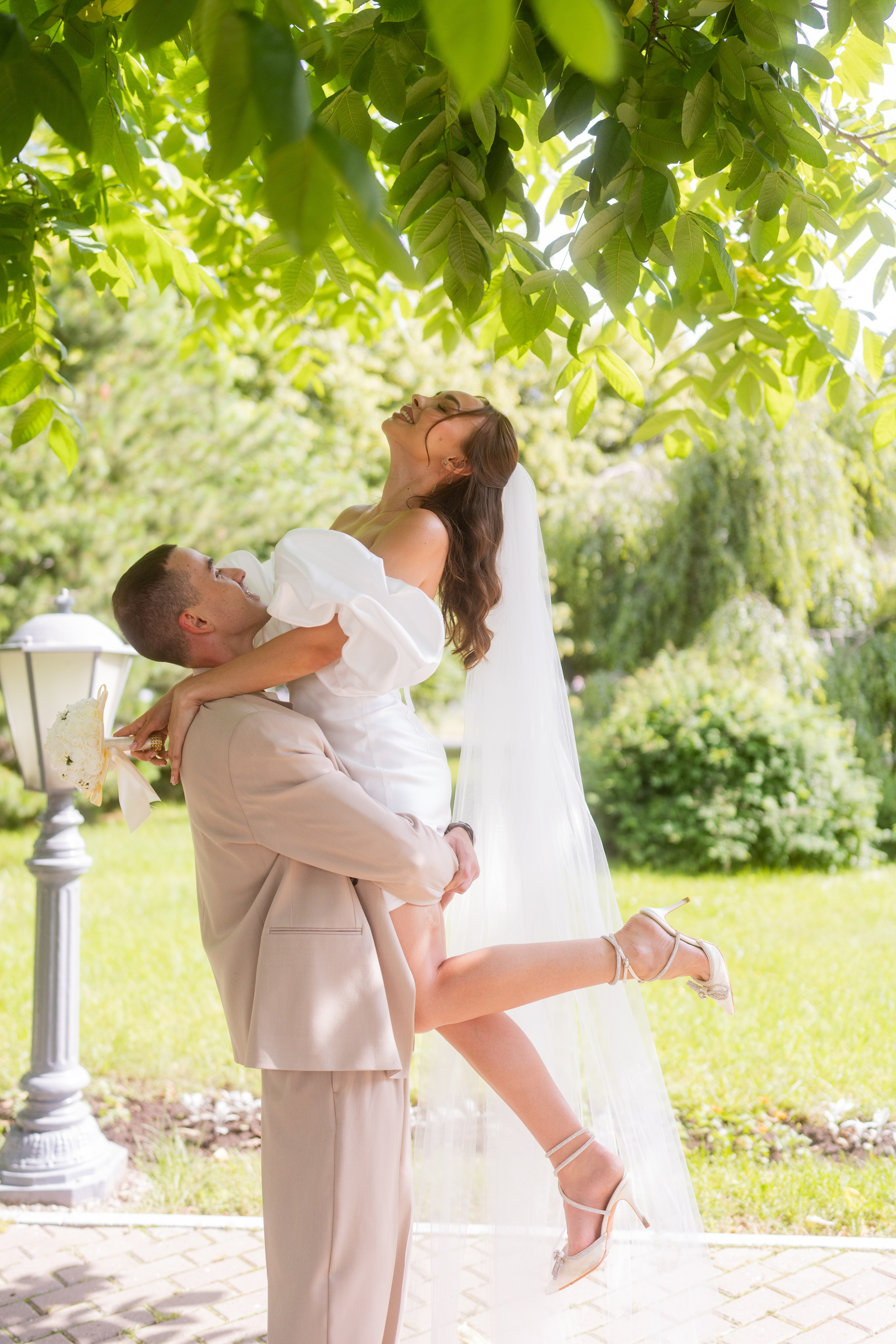 Предсвадебная прогулка Александр и Юлия. Свадебный и индивидуальный фотограф Аля Мамакова