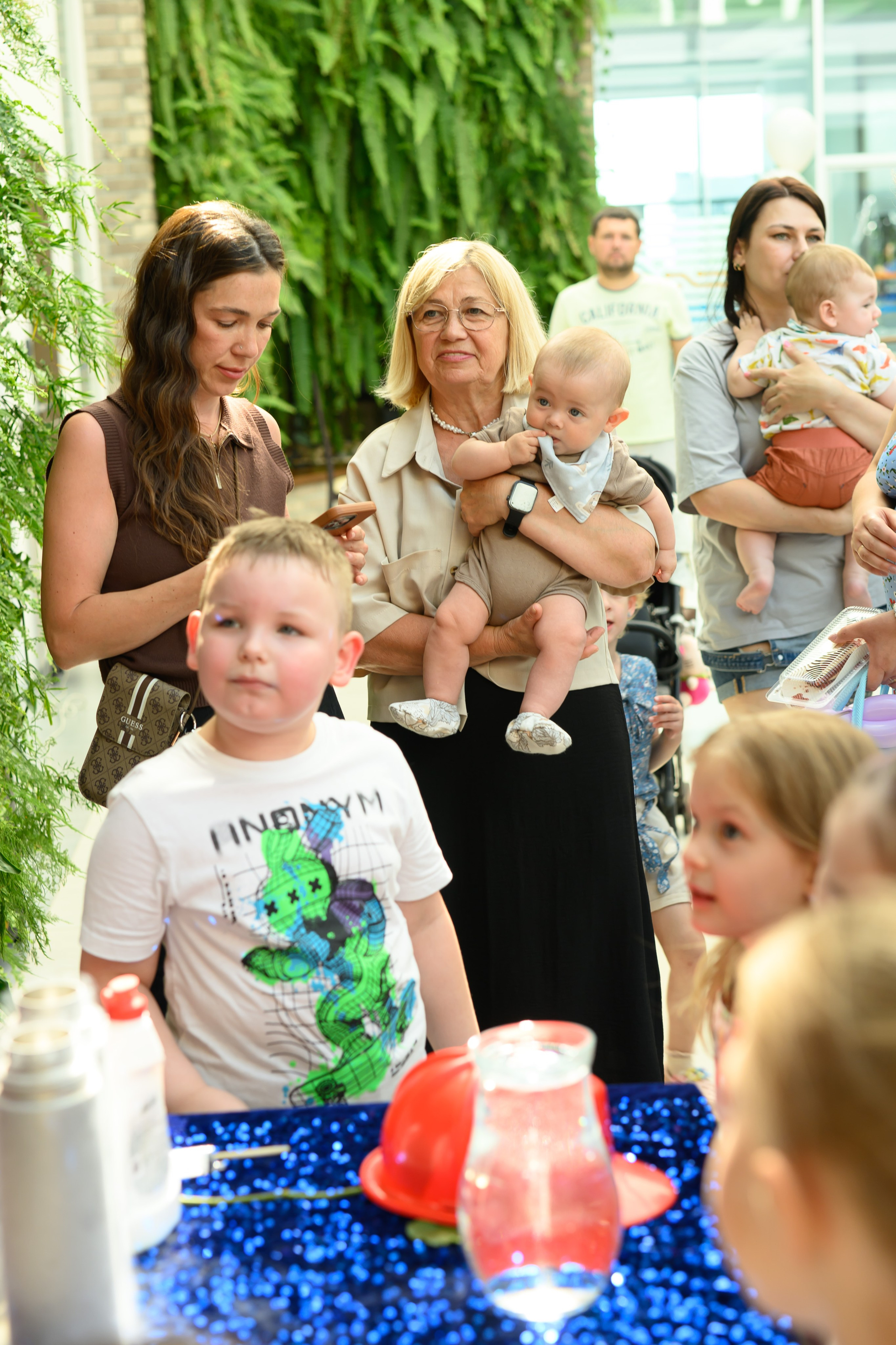 Праздник материнства. Профессиональный фотограф Елена Красилина г.Ярославль, г. Рыбинск