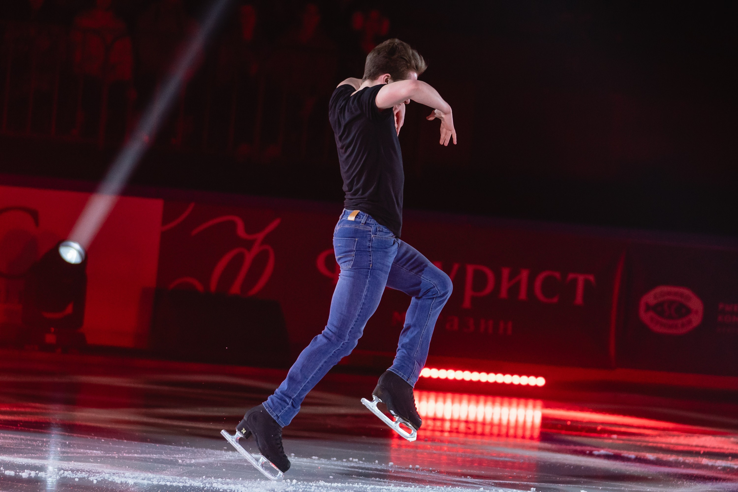 Шоу «Чемпионы на льду» в Новосибирске. Воробьева Ксения — Спортивный и танцевальный фотограф Новосибирск