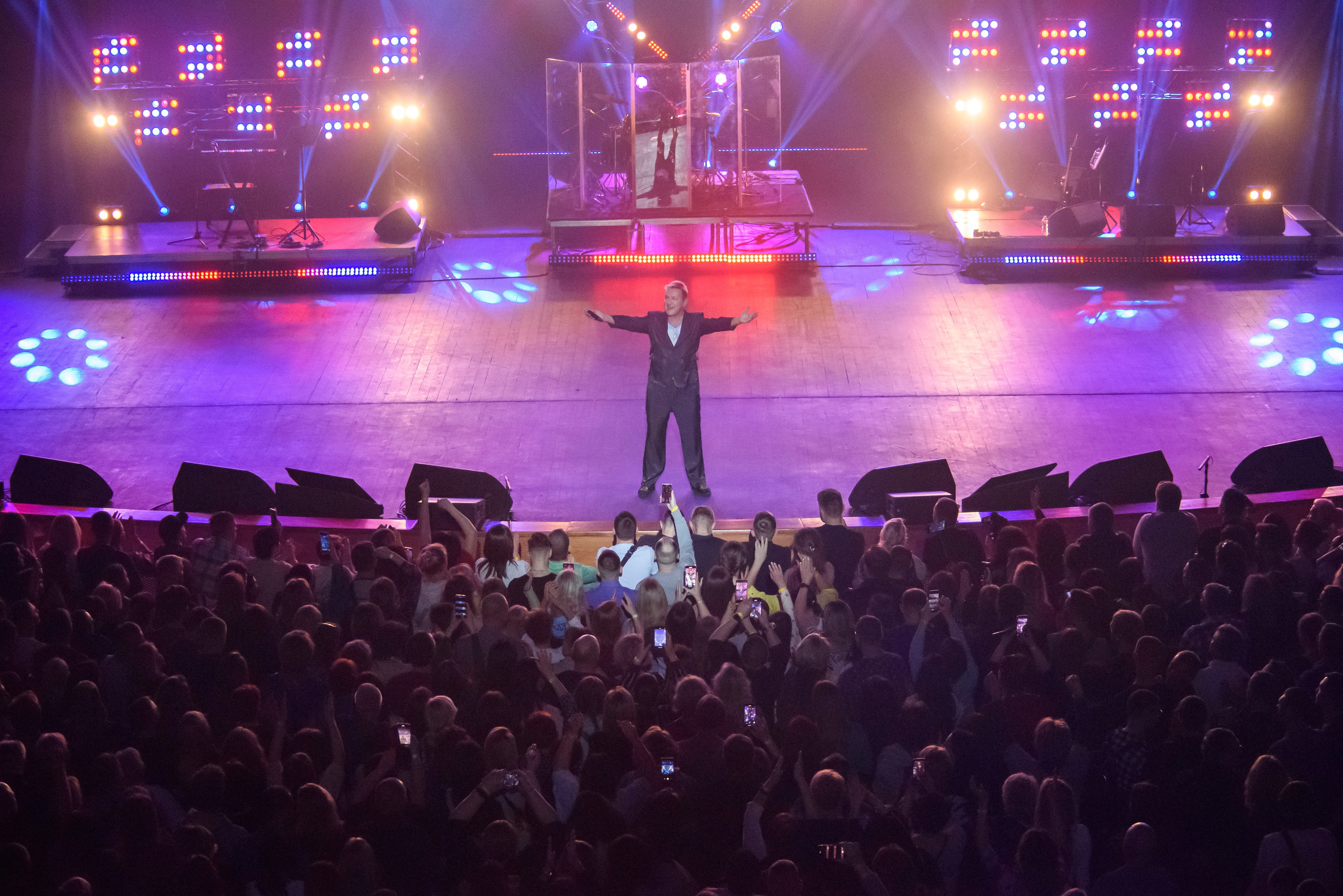 Юбилейный концерт Татьяны Булановой — Крокус Сити Холл — «Имена на все времена». Бренд-фотограф для экспертов и блогеров в Москве Влада Горбовская