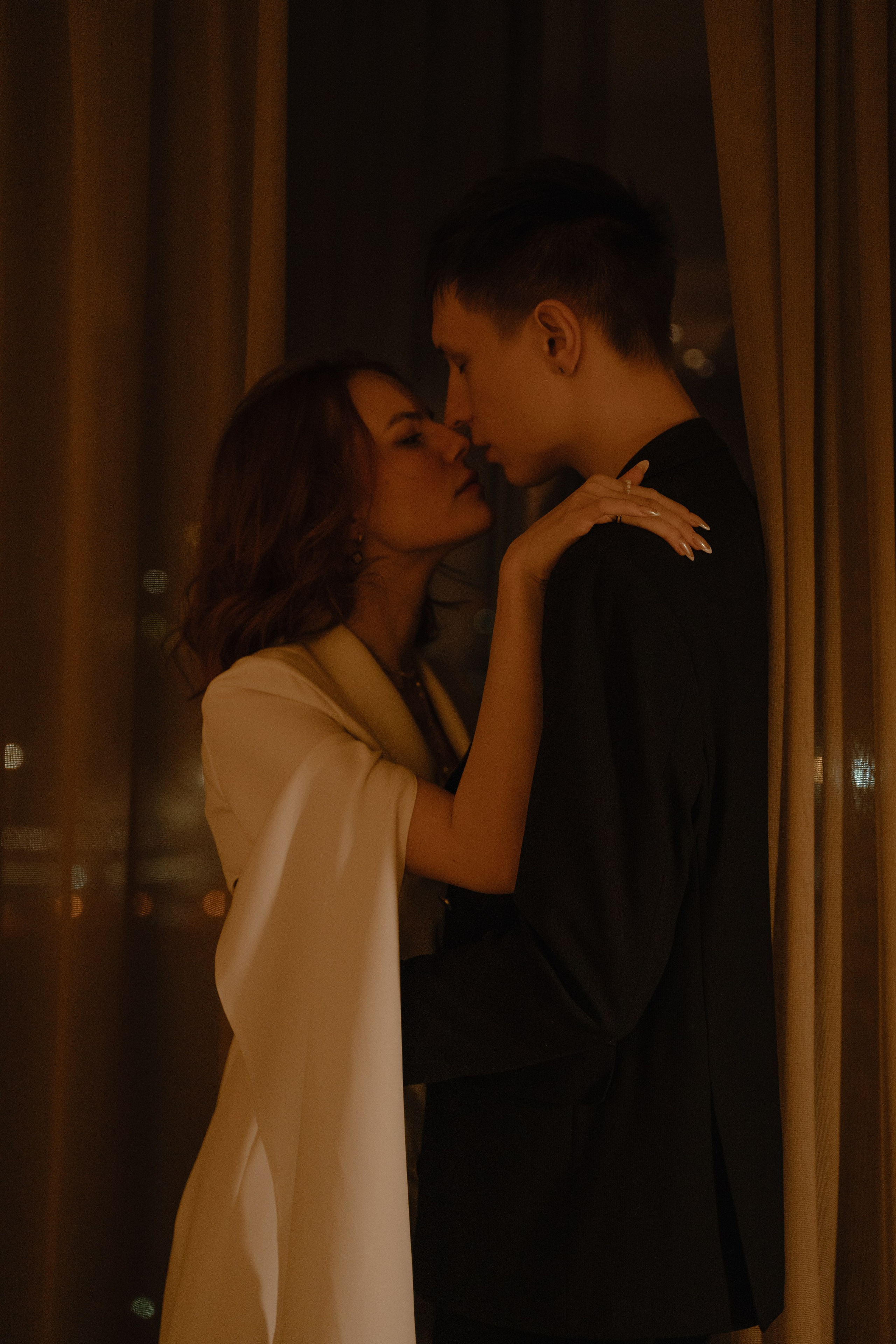 Камерная свадьба. Фотограф Алматы