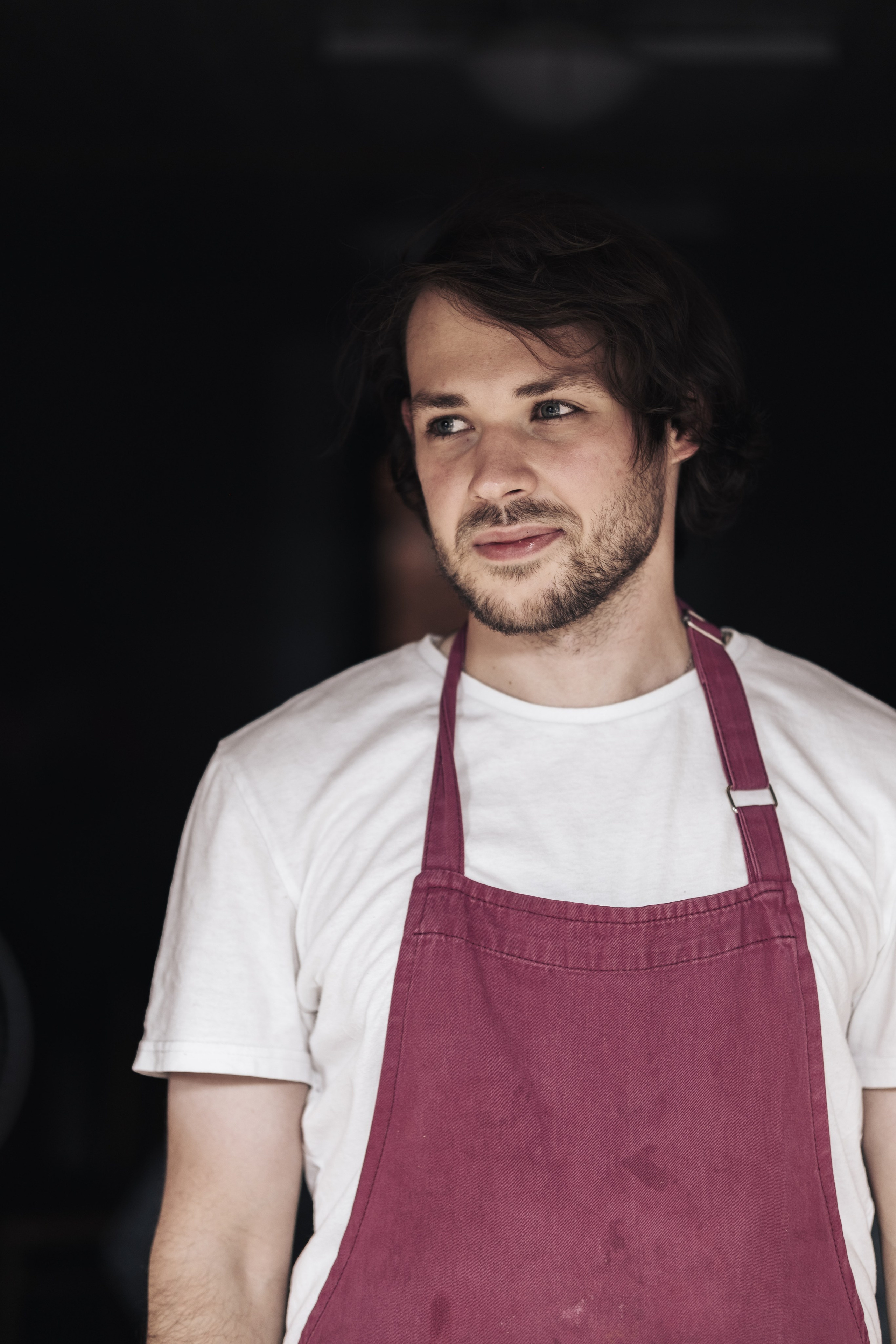 Готовка для бездомных и кормление их в Москве. Фотограф в Москве Максим Скоробогатов