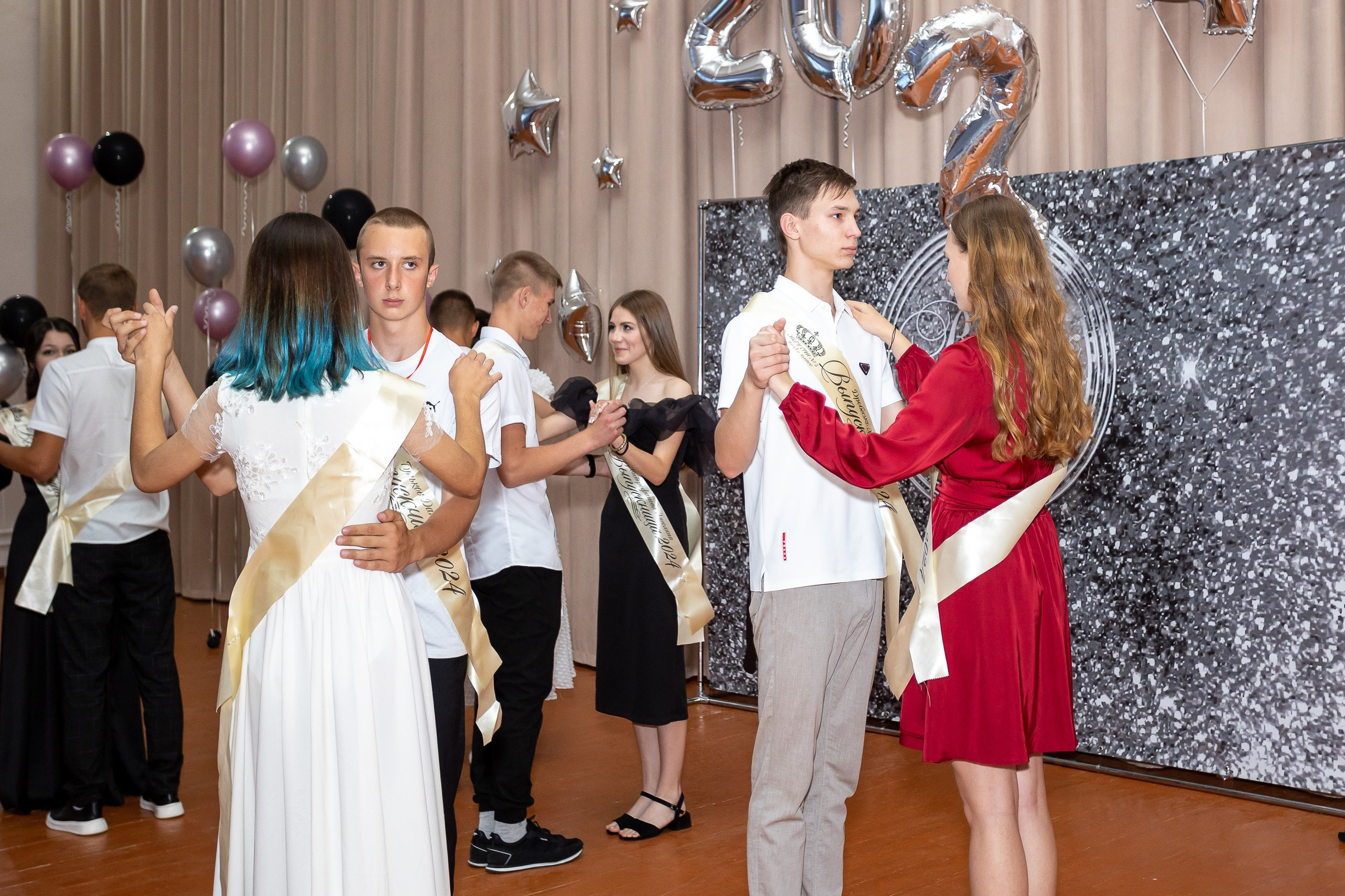 Вручение аттестата 2024 г. Выпускные альбомы Майкоп, Краснодар Елена Золотарева