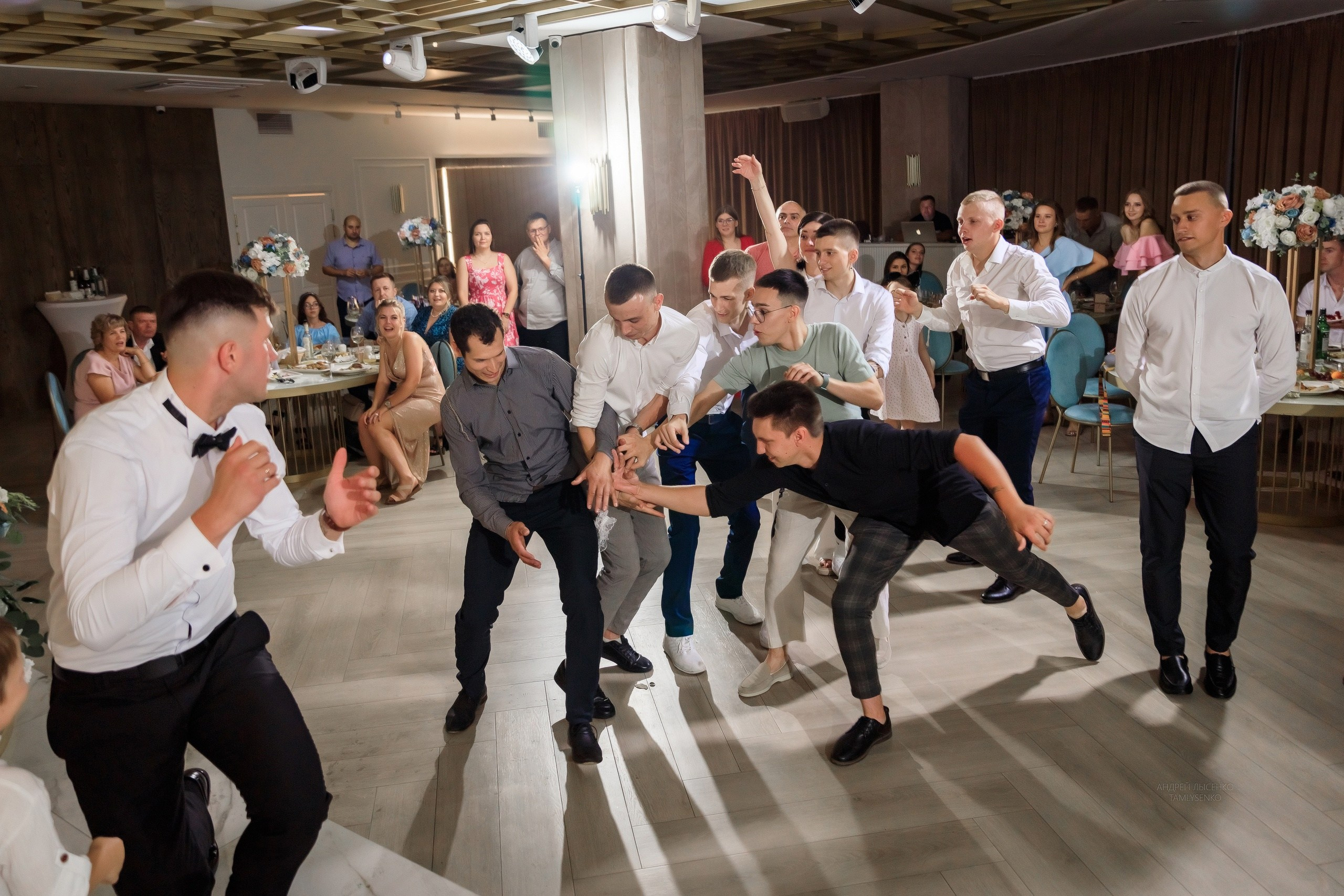 Свадебный фотограф в Воронеже Свадебный фотограф Россошь Фотограф на свадьбу в Воронеже Фотограф на свадьбу Россошь Видеограф в Воронеже Видеограф Россошь Видеооператор в Воронеже Видеооператор Россошь Фото и видео на свадьбу Фото Воронеж Фото Россошь Видео Воронеж Видео Россошь Фото на свадьбу Видео на свадьбу Тамада Ведущий Андрей Лысенко tamlysenko Фото Видео Фото и видео Фотограф и видеограф Свадьба свадьба фото жених и невеста фото фотосессия для двоих