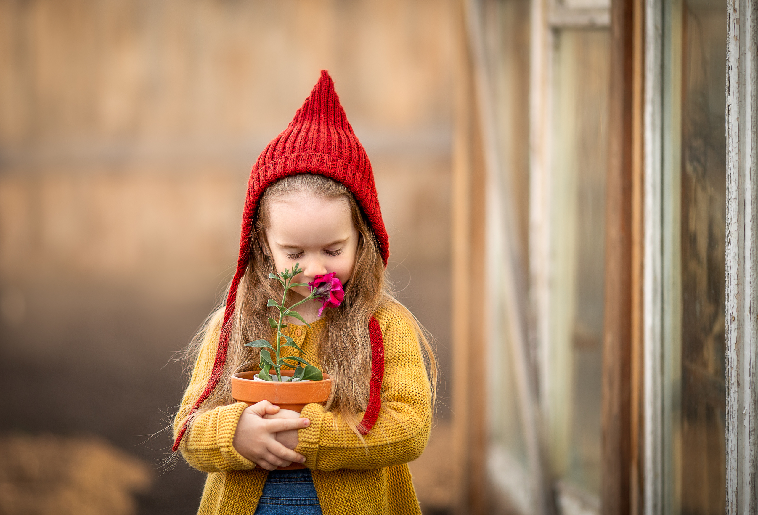 Юный садовод. Детский и семейный фотограф в Красноярске Елена Коровкина