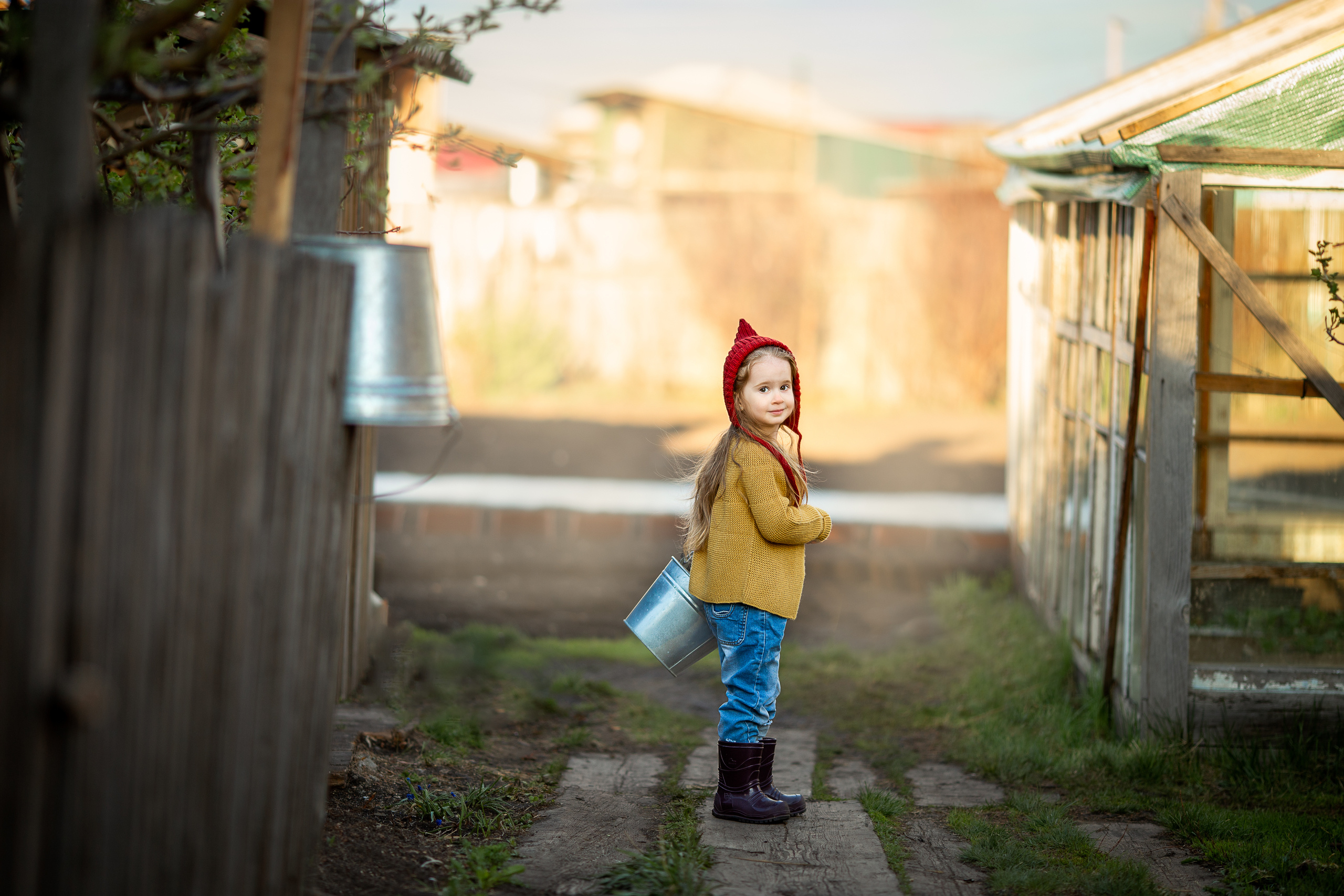 Юный садовод. Детский и семейный фотограф в Красноярске Елена Коровкина
