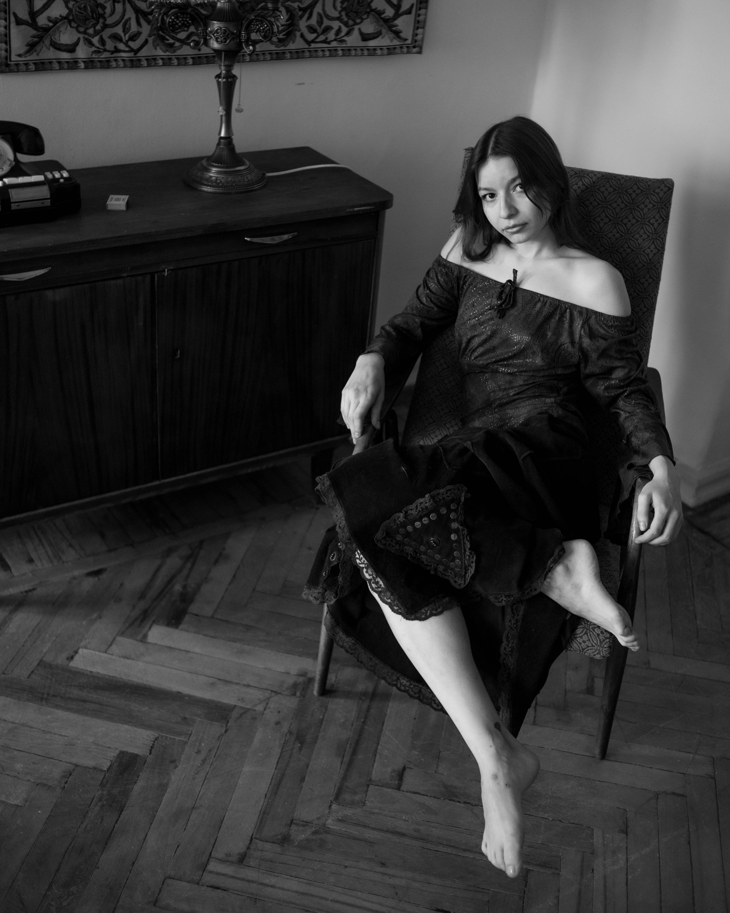 Аня. Женский фотограф. Создатель украшений ручной работы. Модель