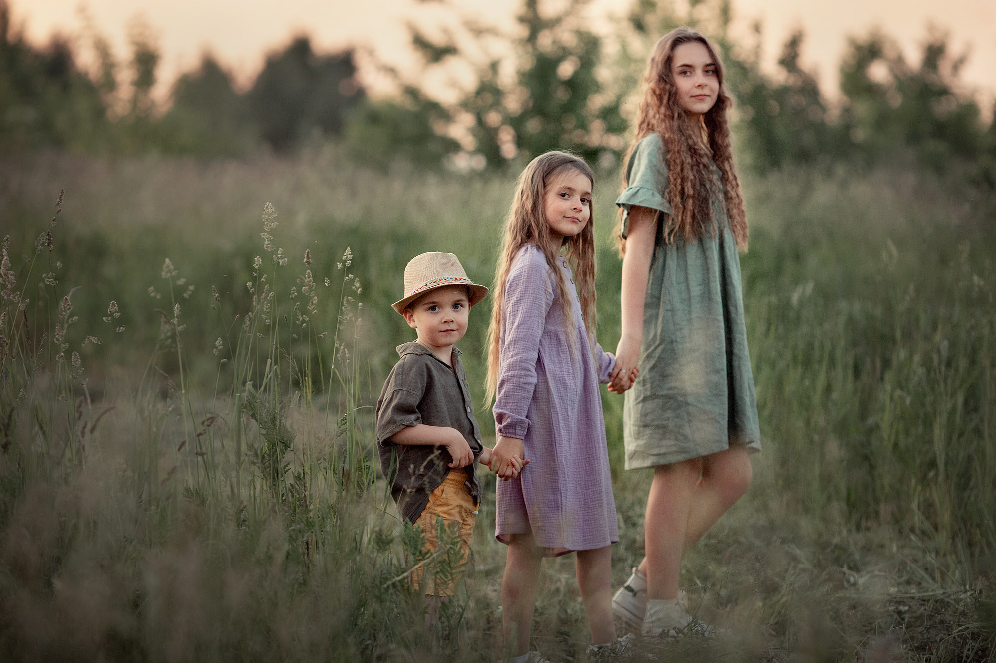 Семейная Фотосессия в люпином поле. Семейный фотограф Татьяна Надеждина | Москва, Московская область, Ярославль
