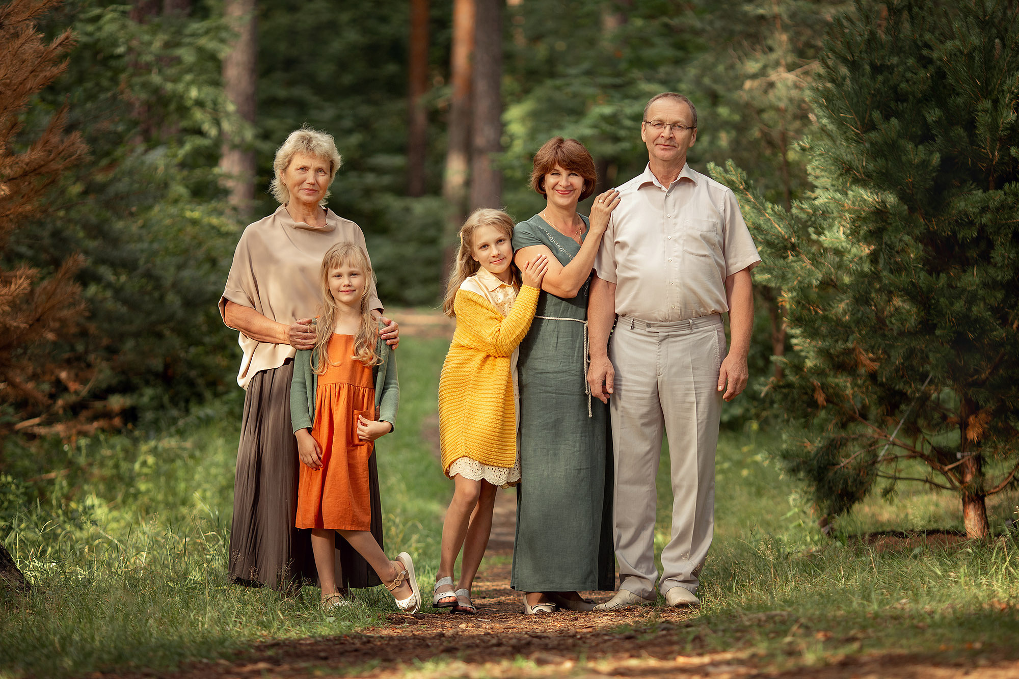 Фотосессия семьи несколько поколений в сосновом бору. Tatyana Nadezhdina Family photographer