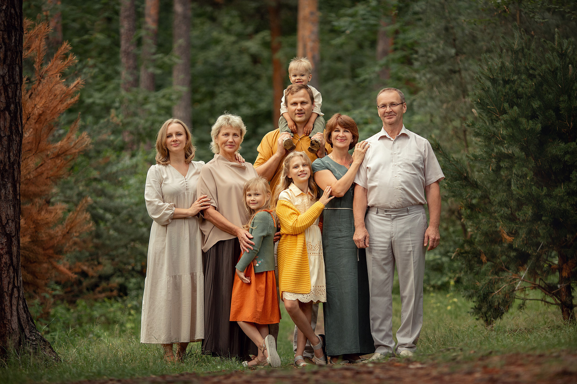 Фотосессия семьи несколько поколений в сосновом бору. Tatyana Nadezhdina Family photographer