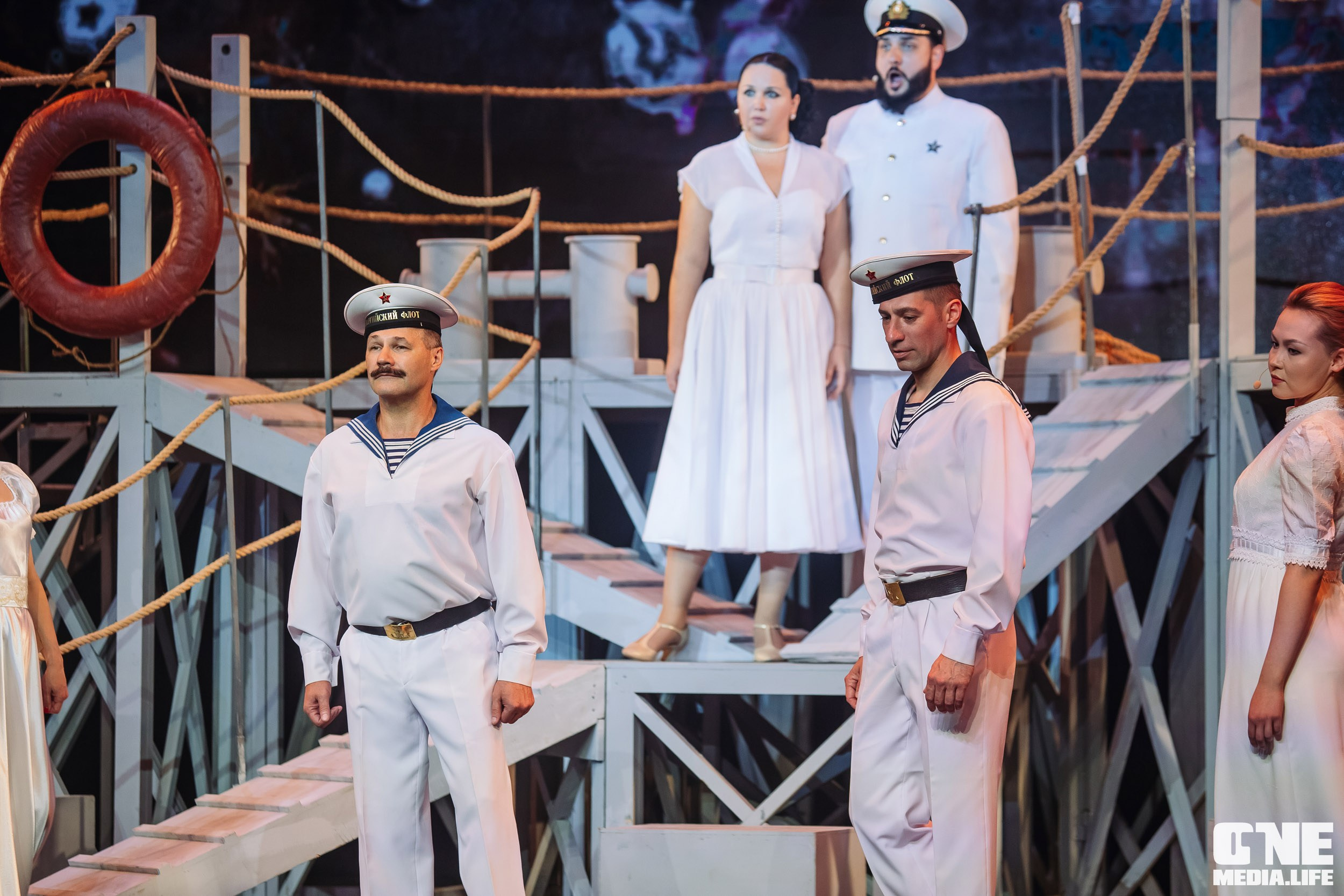 Фоторепортаж из Янтарь Холла. One Media Life: фоторепортажи, фотоотчеты с мероприятий и заведений