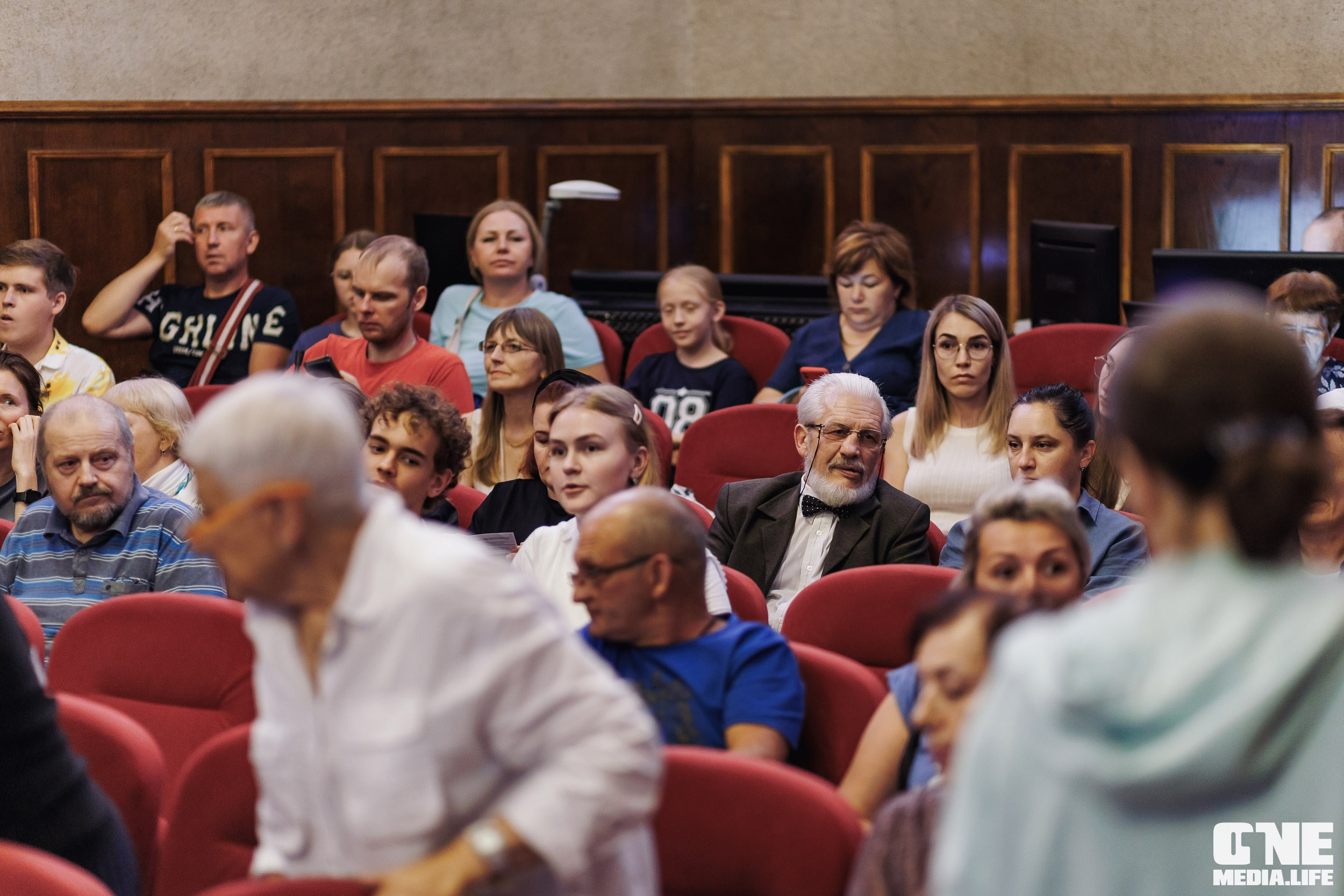 Фоторепортаж из Калининградской филармонии. One Media Life: фоторепортажи, фотоотчеты с мероприятий и заведений