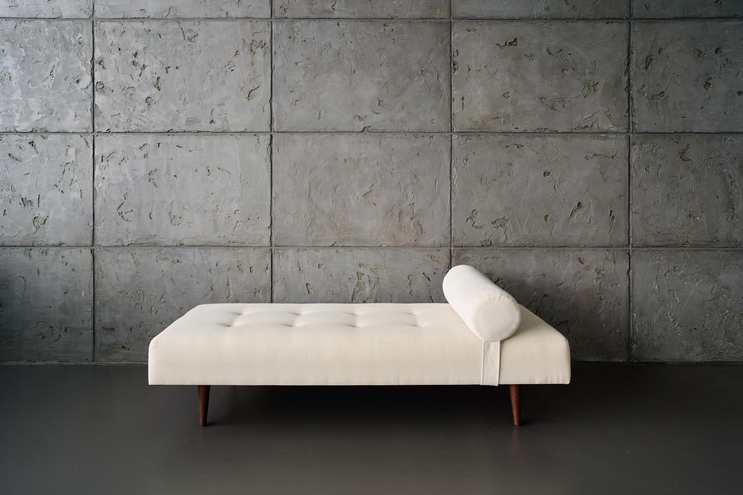 Зал BETON в фотостудии MoodBoard в г. Ижевск