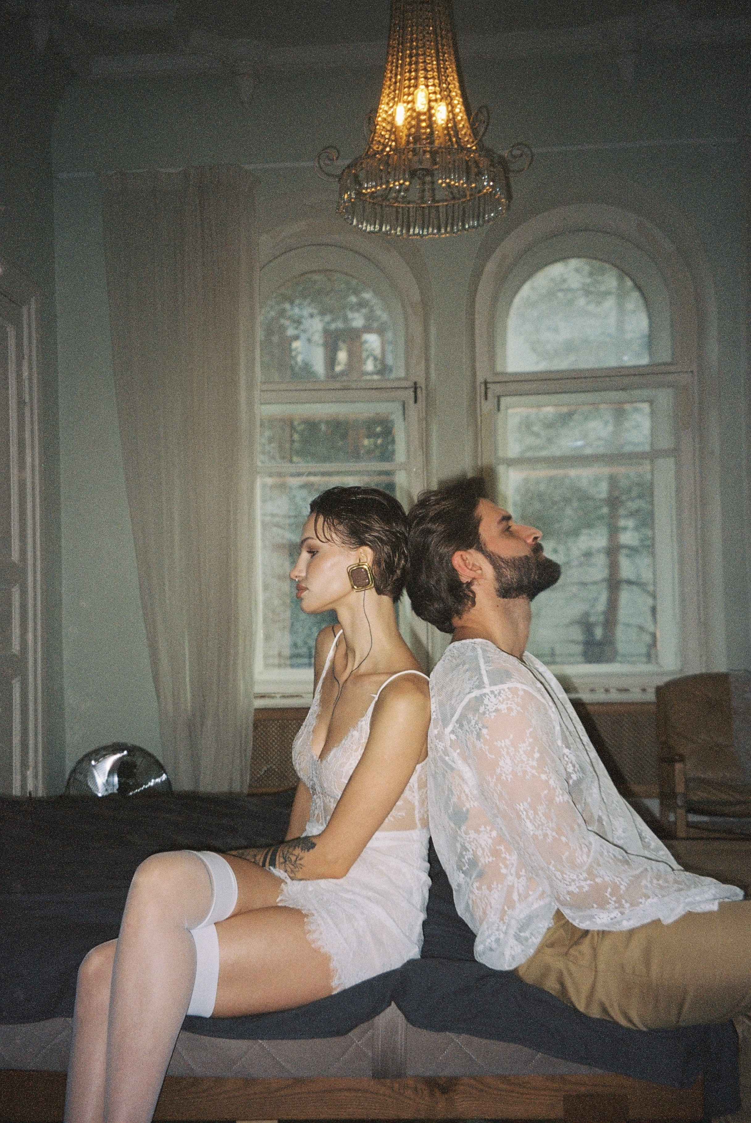 Свадебная фотосессия в особняке Юргенсон. Свадебный фотограф в Москве Элина Ларченкова. Фото, которые цепляют