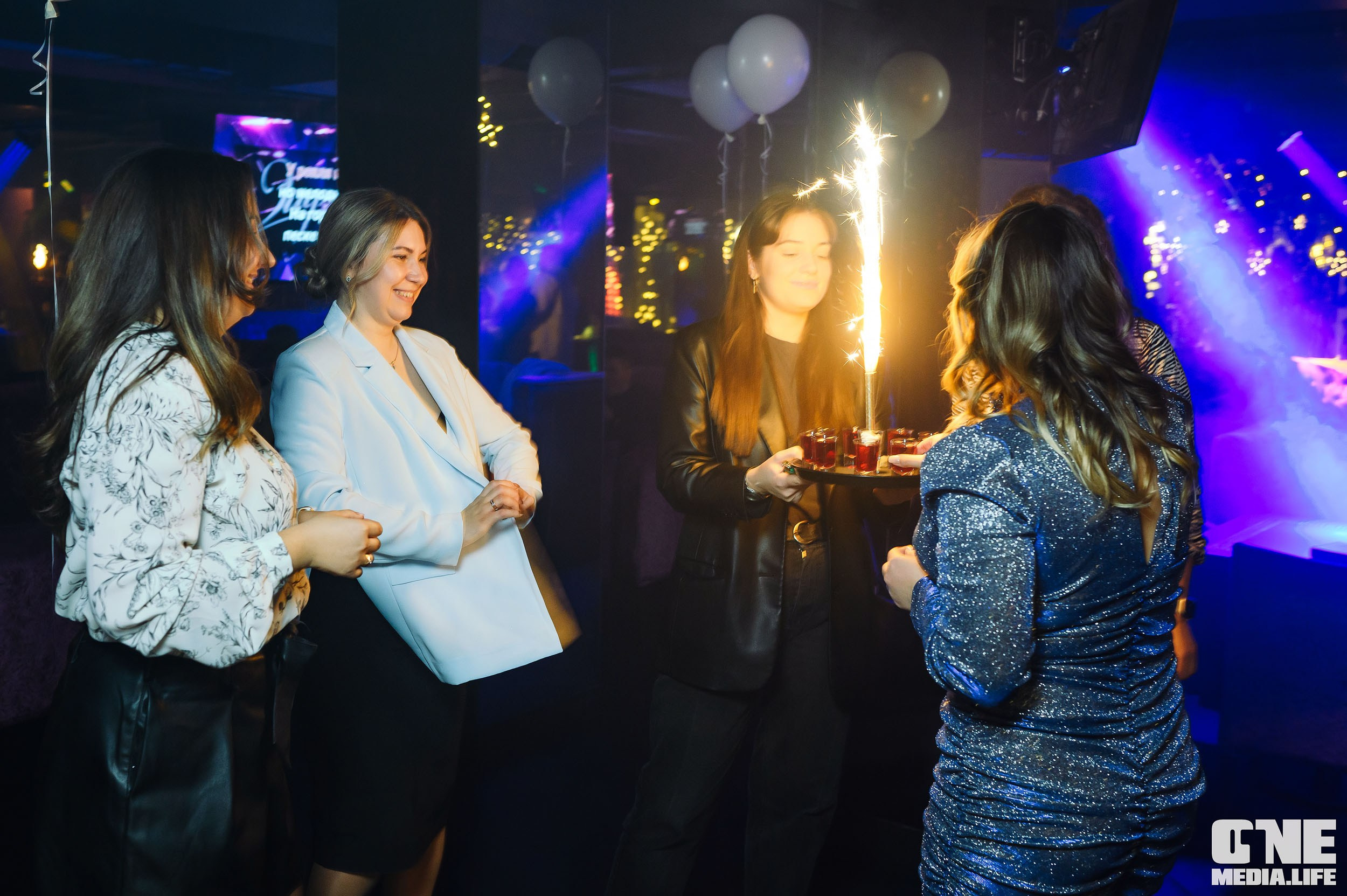 Старый Новый Год в Эйфории. One Media Life: фоторепортажи, фотоотчеты с мероприятий и заведений