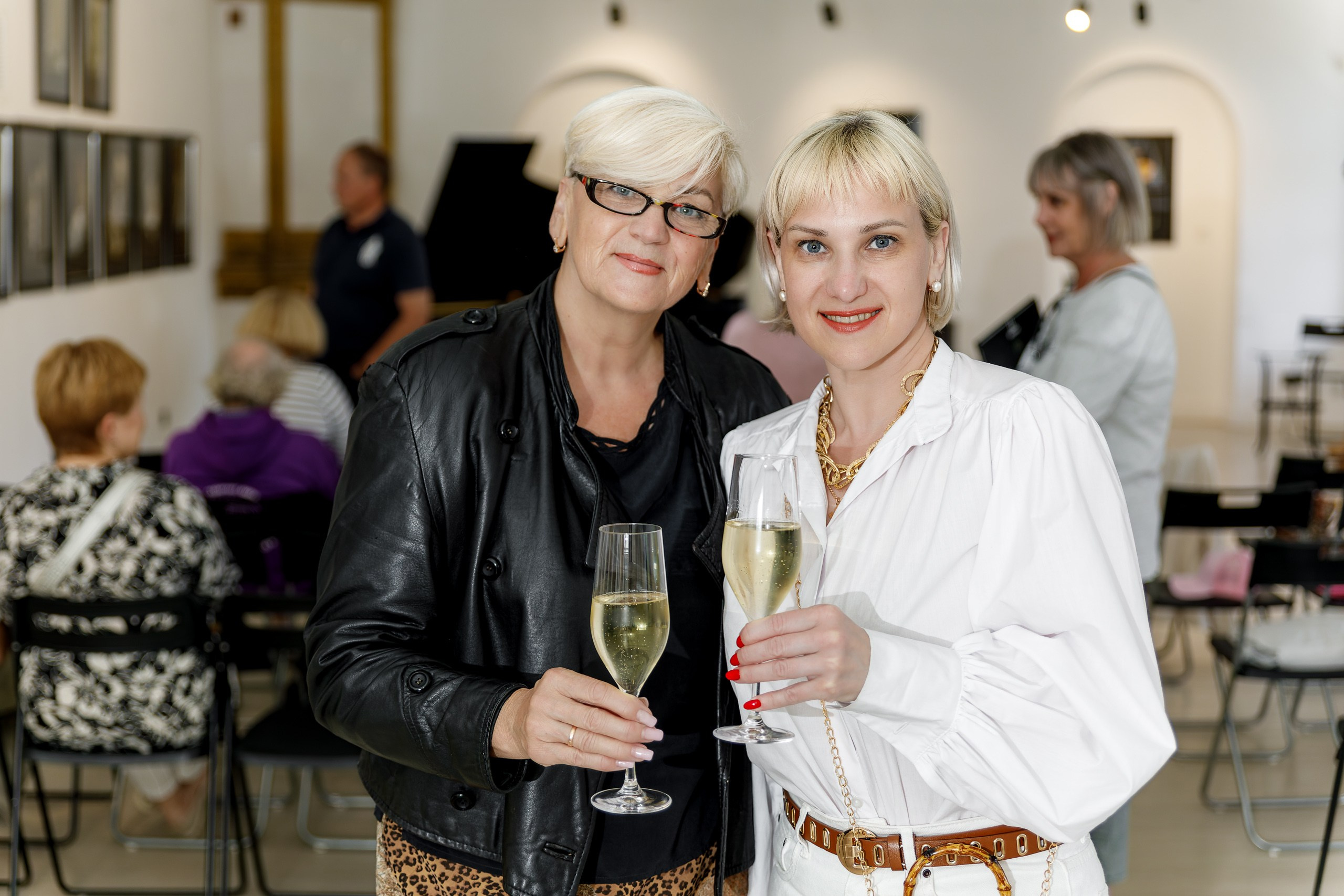 Финисаж выставки Евгения Крылова. Photographer Sergei Miroshnikov