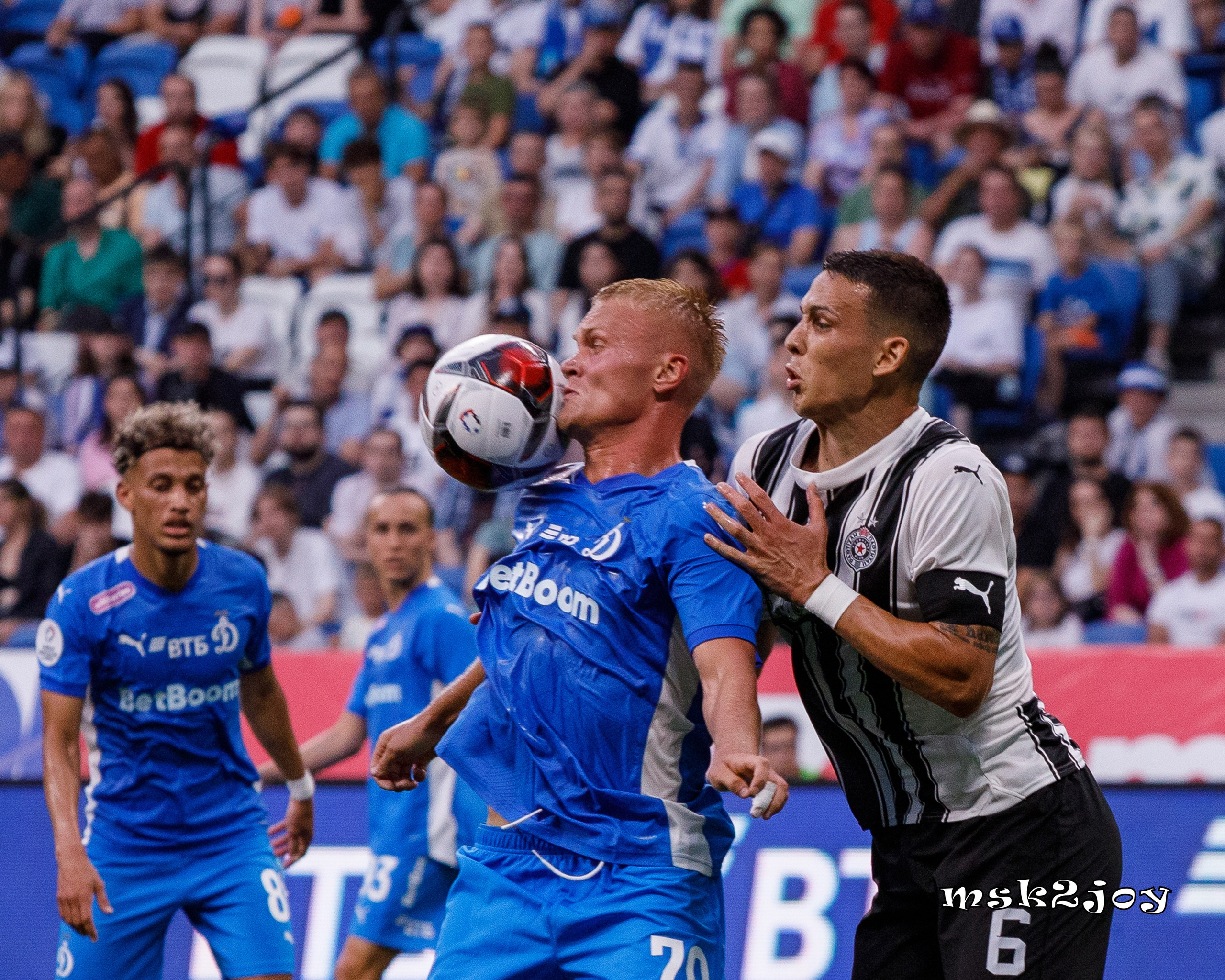 Фоторепортаж. ФК Динамо — ФК Партизан. Михаил Тоцкий портретный и репортажный фотограф в Москве