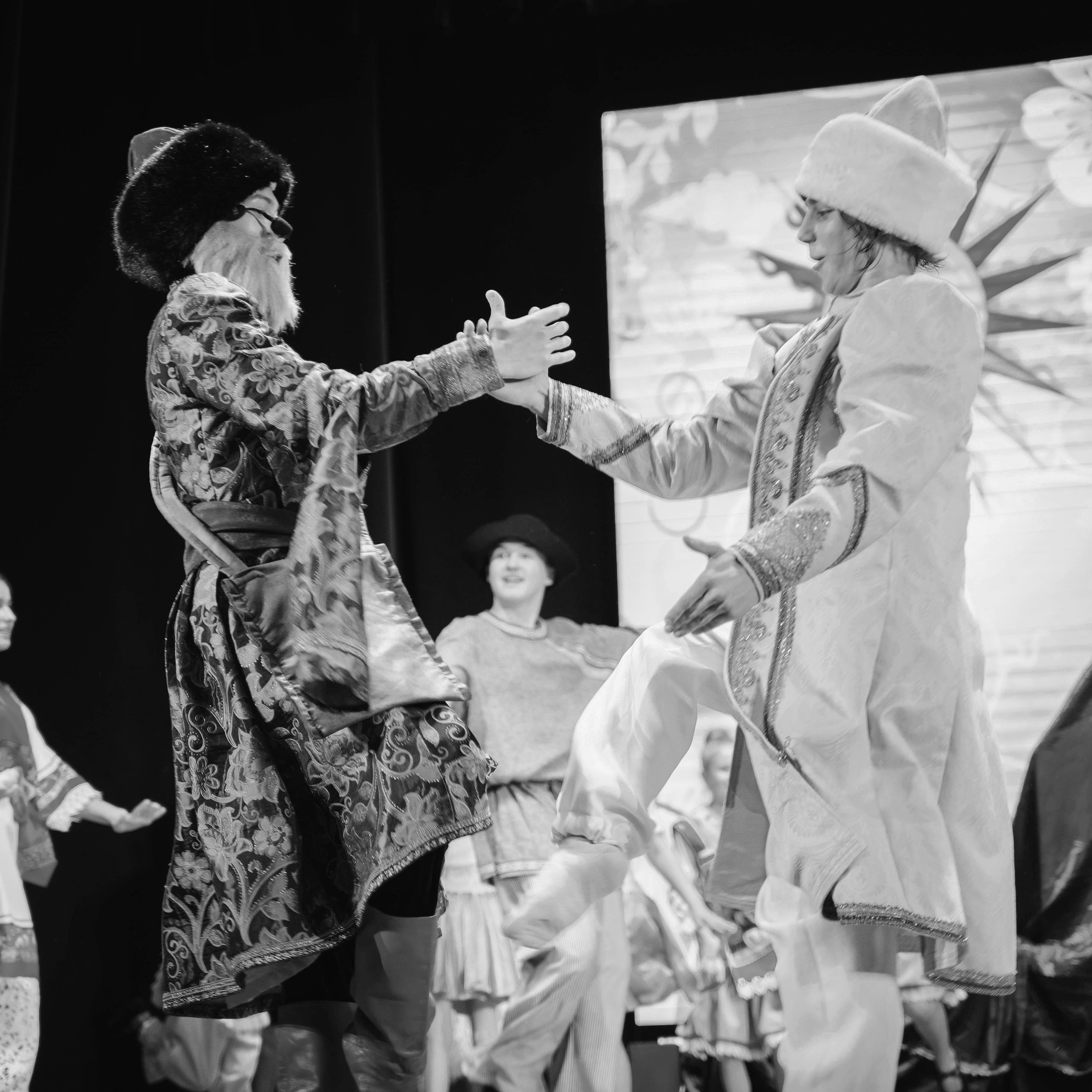 Фееричное выступление театрального коллектива АРТ-Визит г. Краснодар. Фотографы из солнечного Краснодара Вадим и Надежда Митус