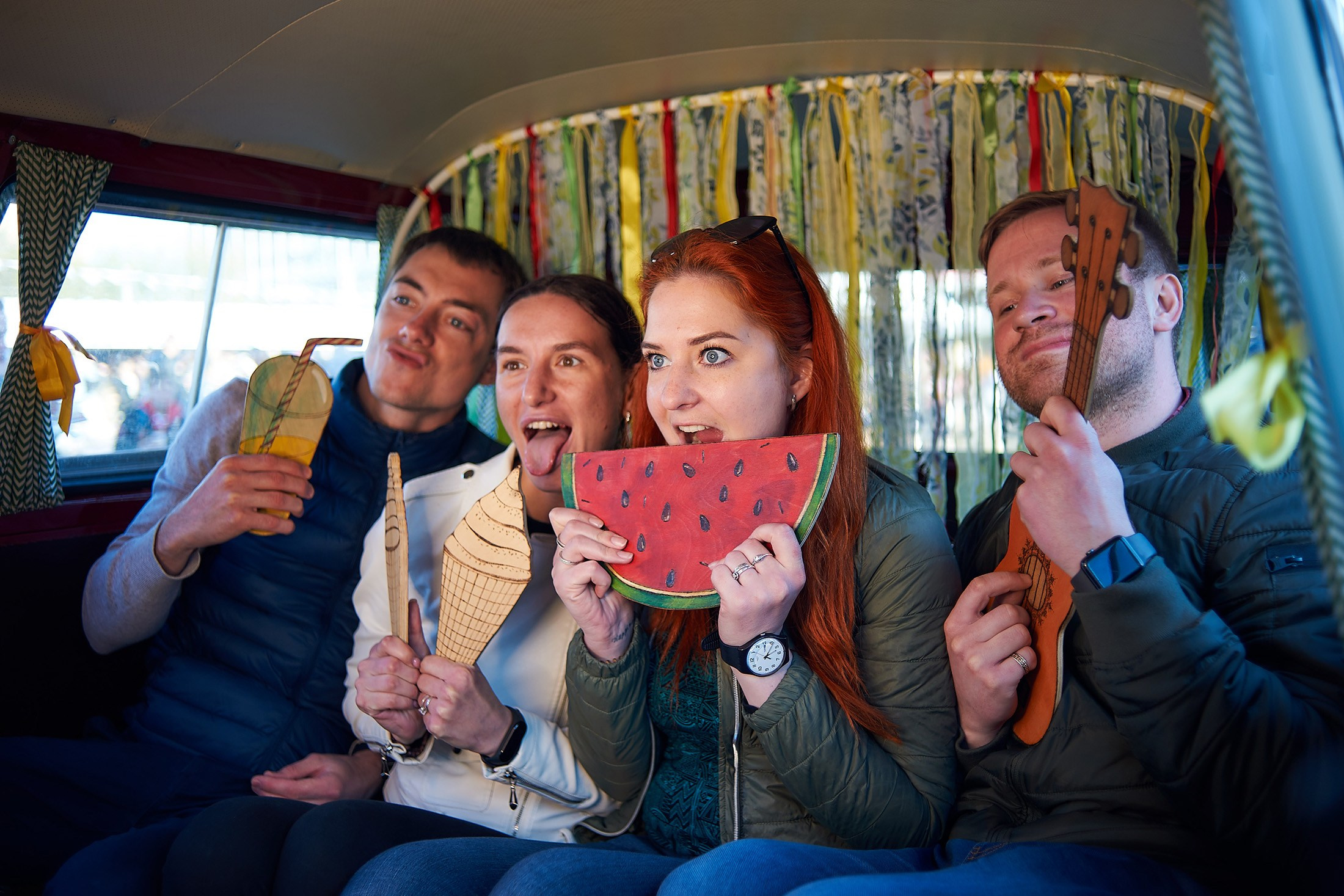 Фотофургон PhotoBus.me. Репортаж, деловой портрет, мобильная фотостудия с моментальной печатью