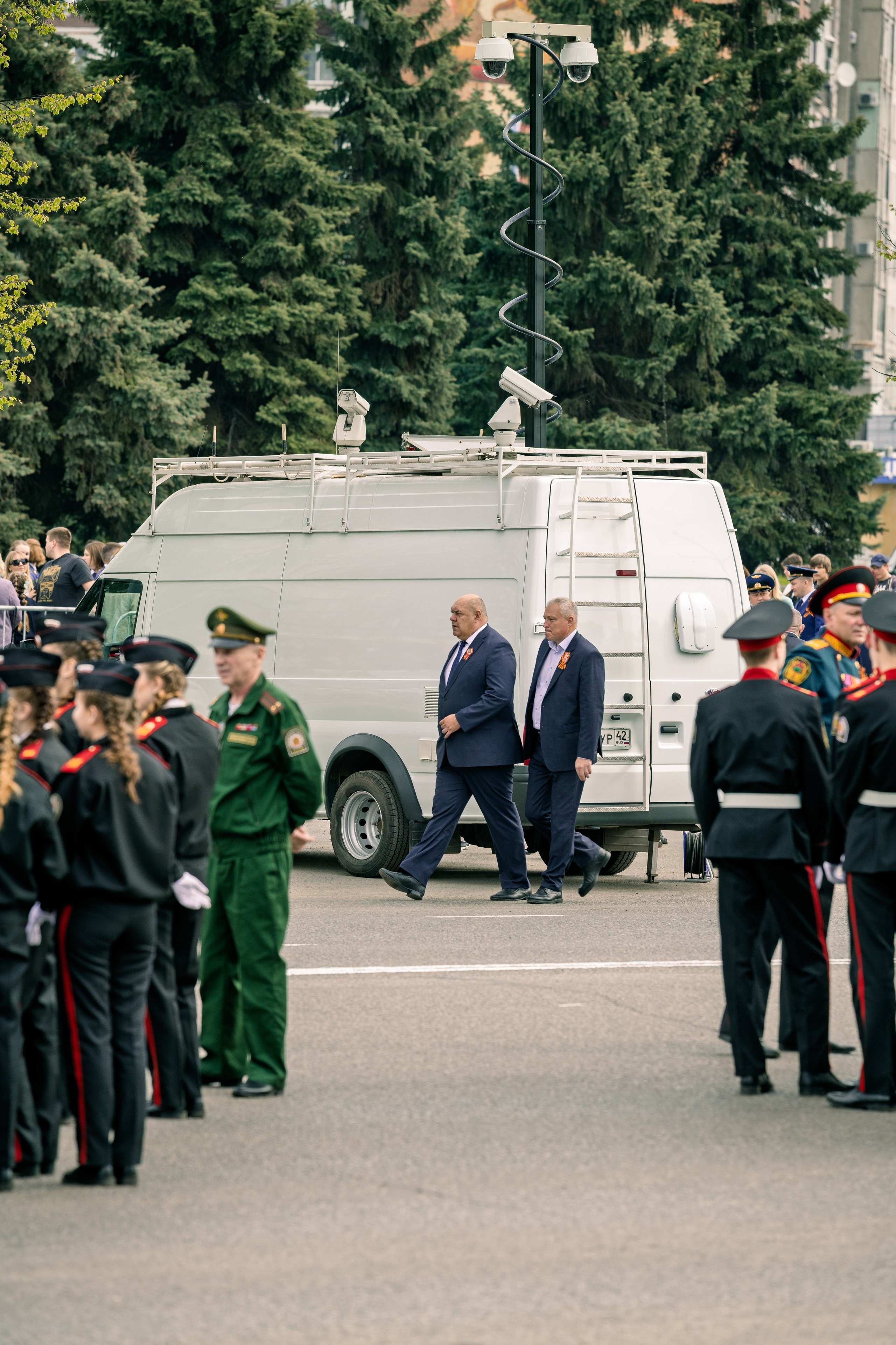 День Победы в Новокузнецке, 2025 год. Антон Непочатых — Большой мужской фотограф