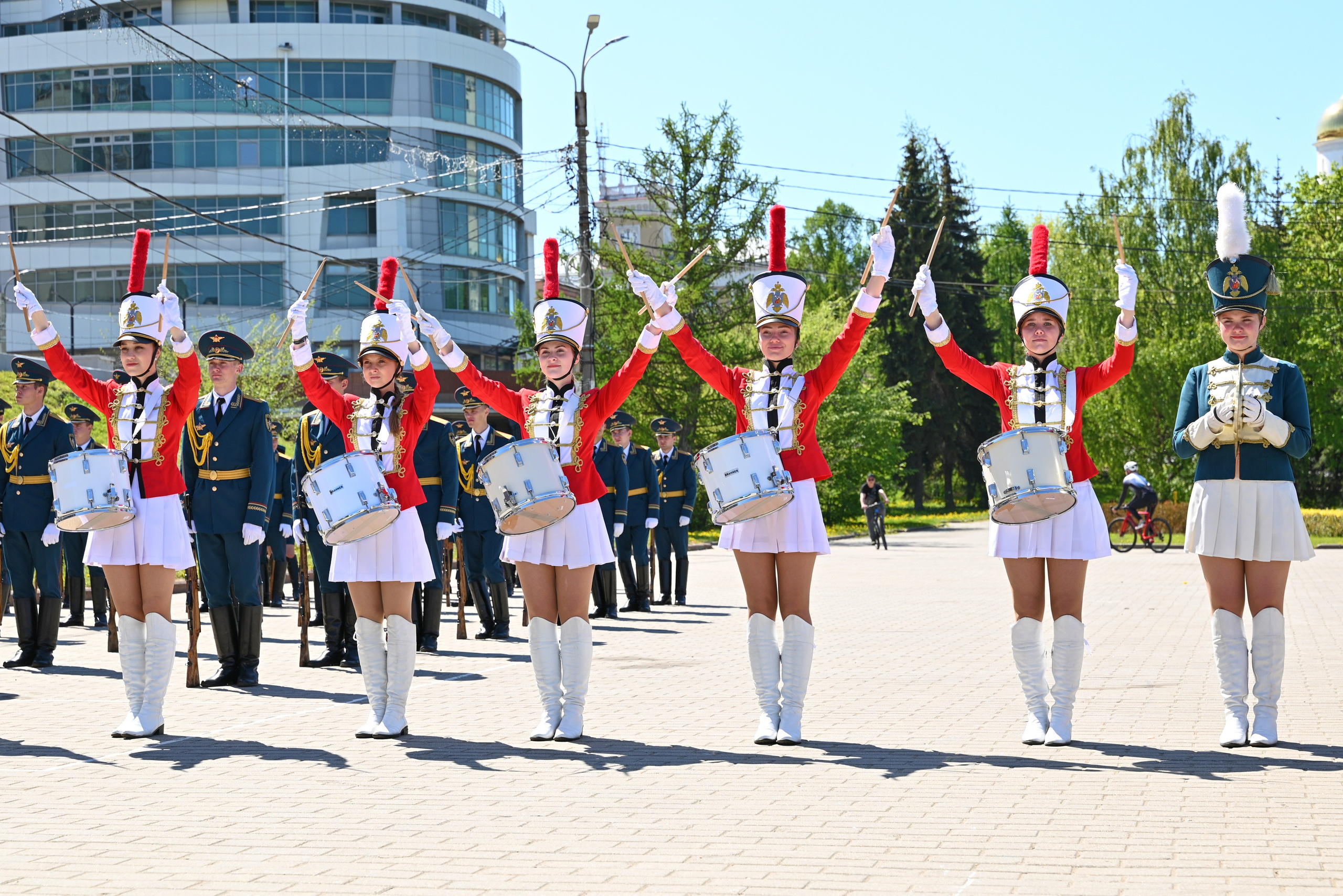 19 Мая г. Иваново открытие фестиваля «Медные трубы». Фотограф в Иваново: Каталожная съемка одежды и постельного белья, Wildberries