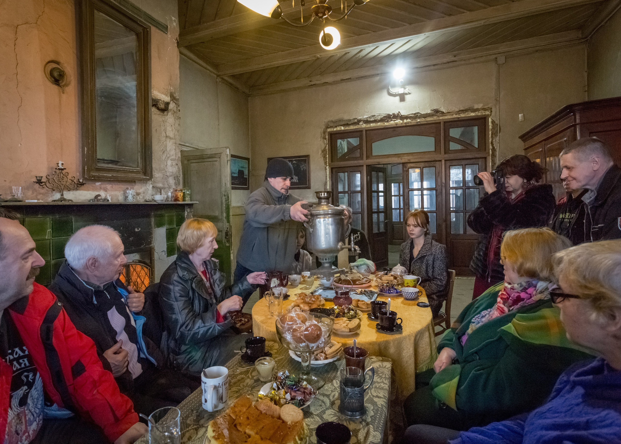 ВЫШНИЙ ВОЛОЧЕК. Контакты