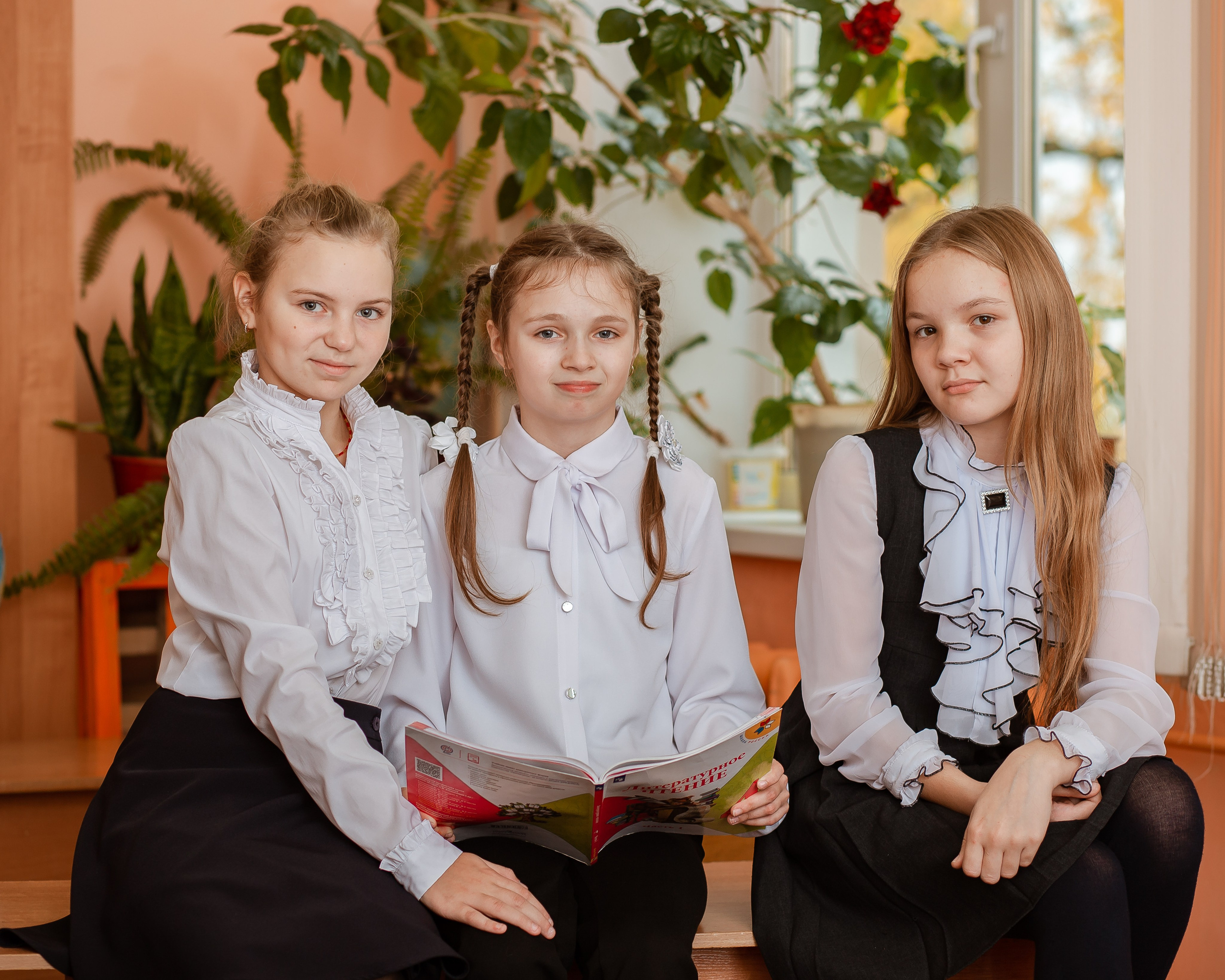 ЗАТО Озерный, школа 1, 4А класс. Студия выпускных альбомов Остров