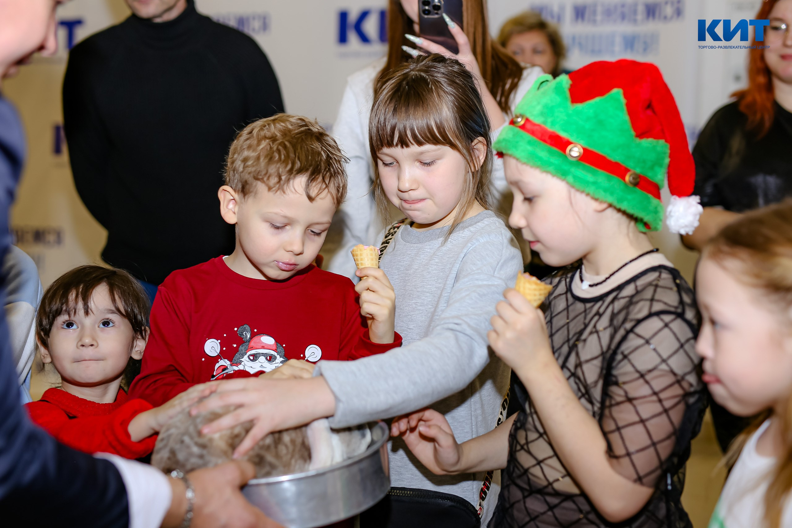 04.01 Утренник в Тц Кит. Команда специалистов в мире фотографии и видео. Детский фотограф, семейный фотограф