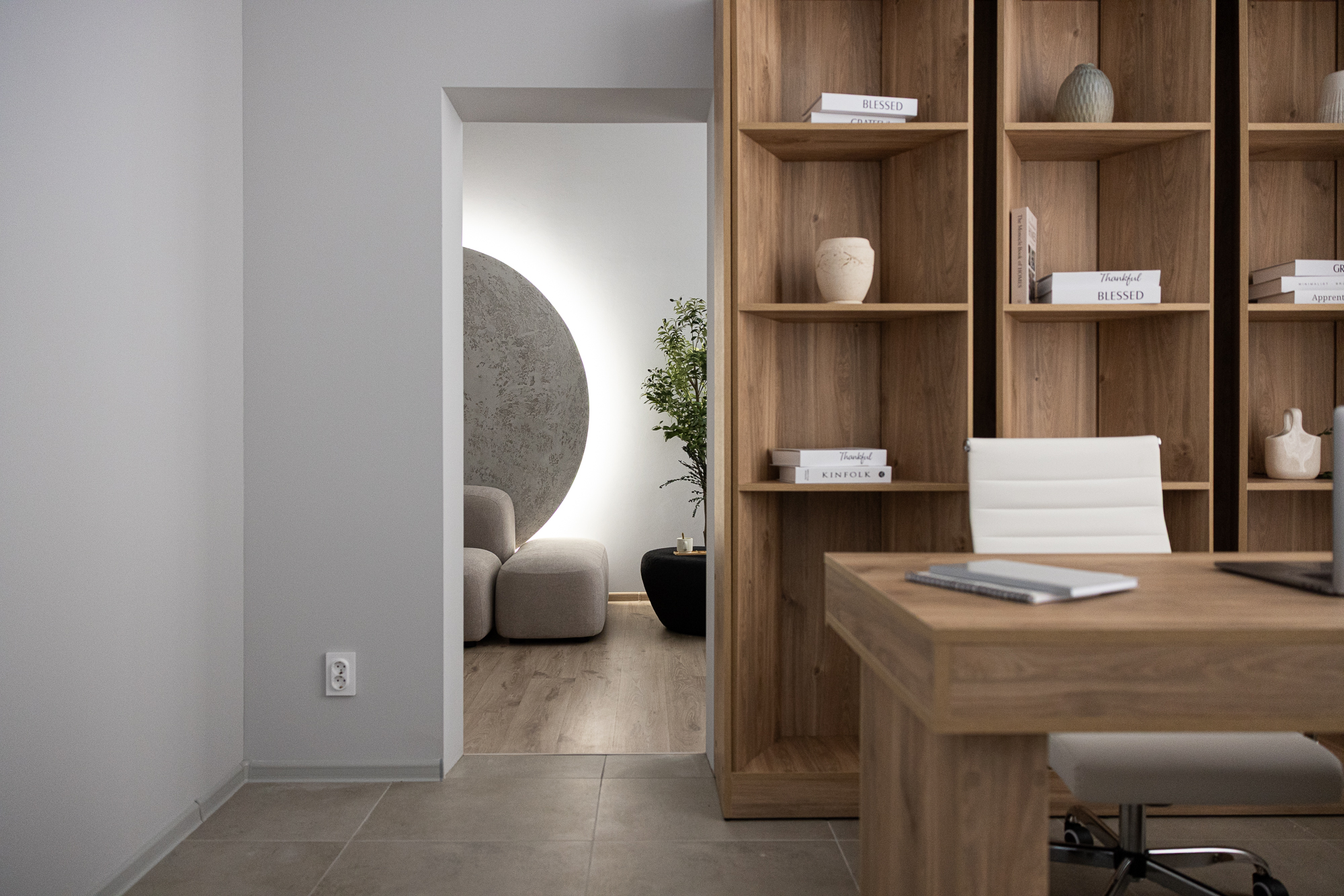 Photohub залы для съемки бизнес-контента. Фотограф в Минске Людмила Дутко