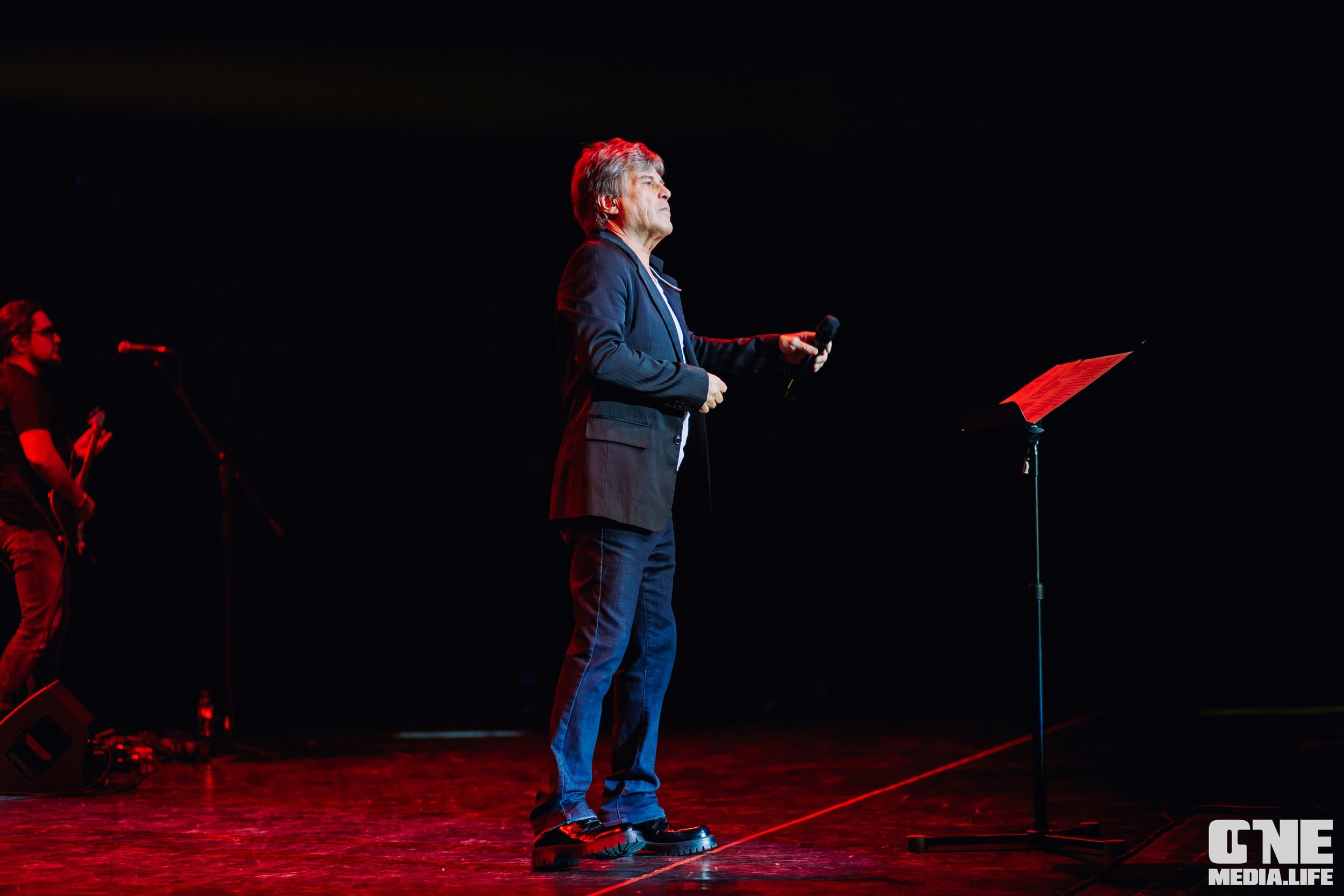 Фоторепортаж из театра эстрады Янтарь-холл. One Media Life: фоторепортажи, фотоотчеты с мероприятий и заведений