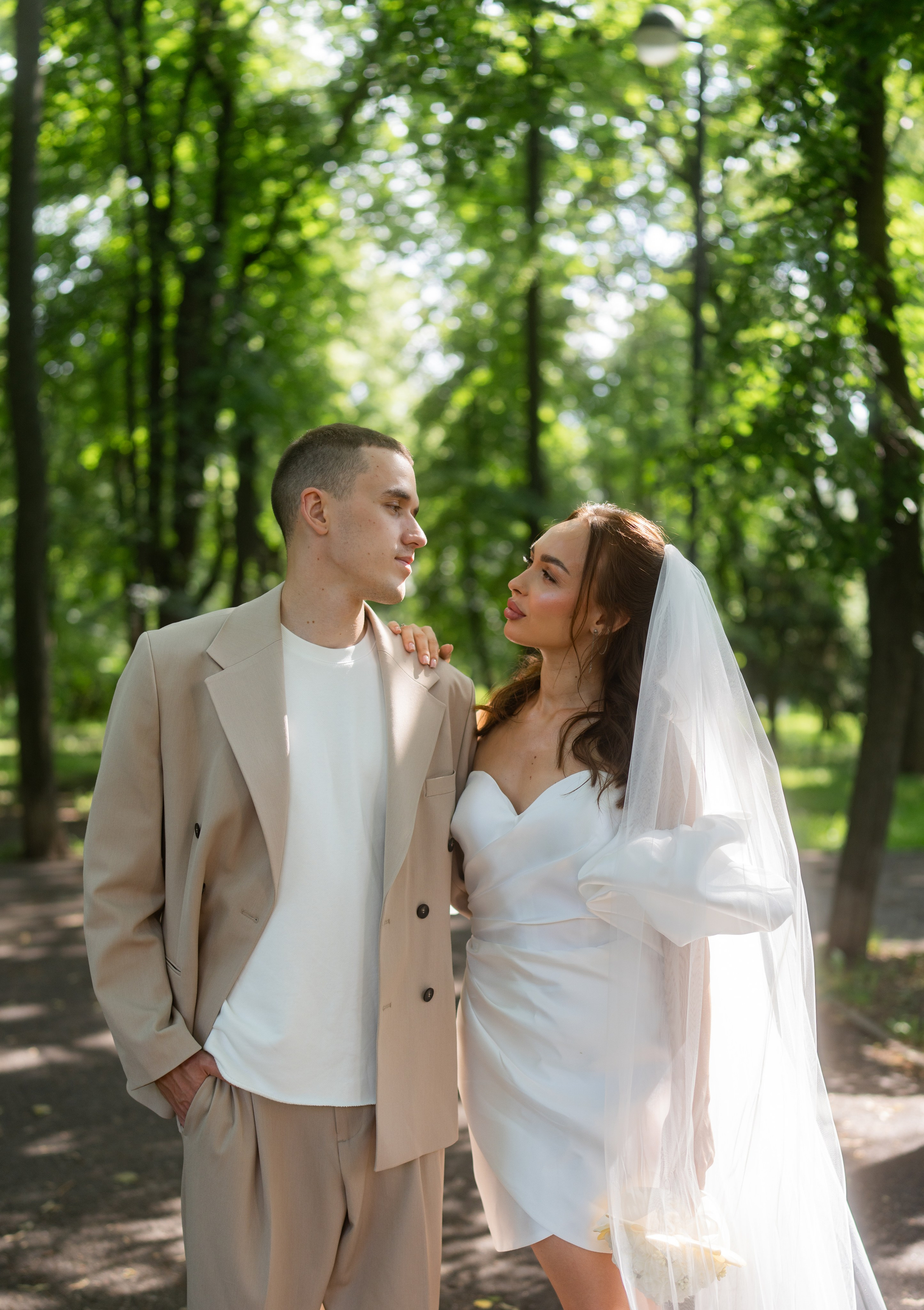 Предсвадебная прогулка Александр и Юлия. Свадебный и индивидуальный фотограф Аля Мамакова