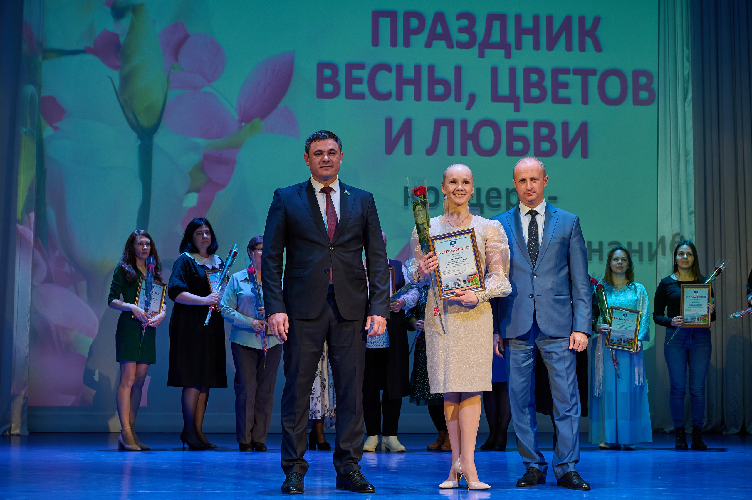 8 марта Марьина роща. Жизнь курорта Кабардинка в фотографиях