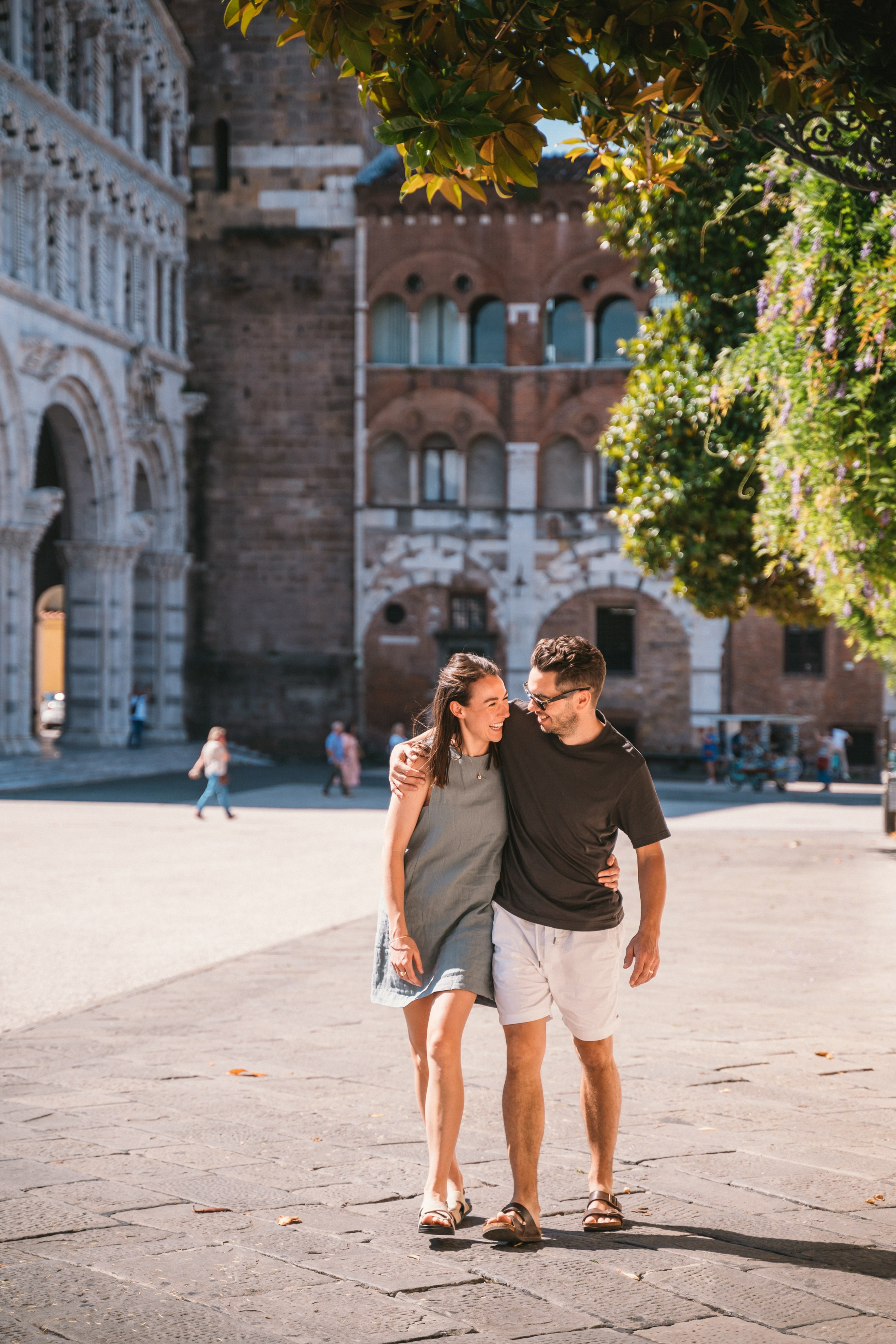 Fotografia Love Story a Lucca, Toscana). Family Lifestyle Photographer in Lucca, Italia
