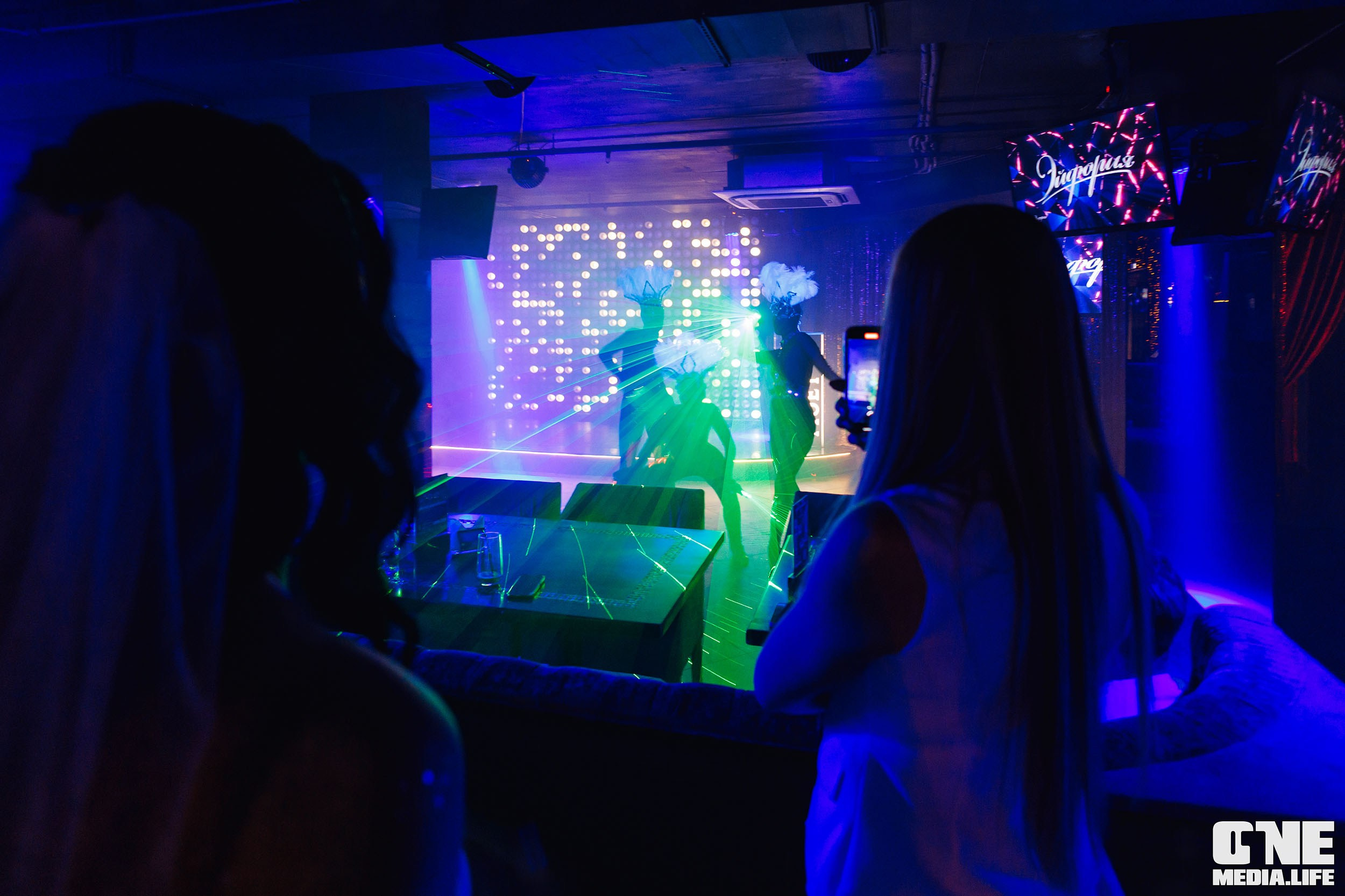 Фоторепортаж из караоке-клуба Эйфория. One Media Life: фоторепортажи, фотоотчеты с мероприятий и заведений