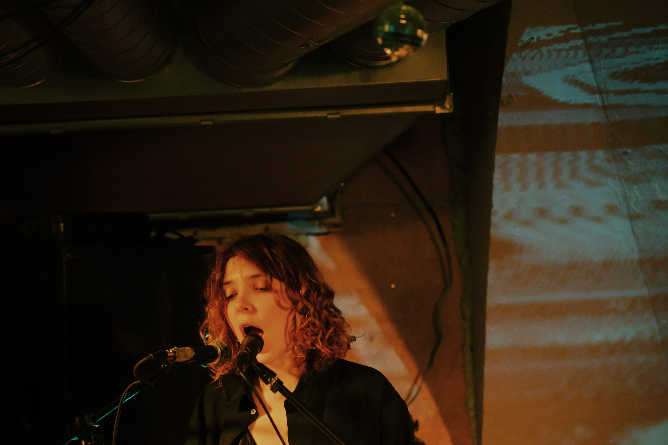 Видишь, я всё ещё здесь 🎛️. Миша Печёнкин | фотография