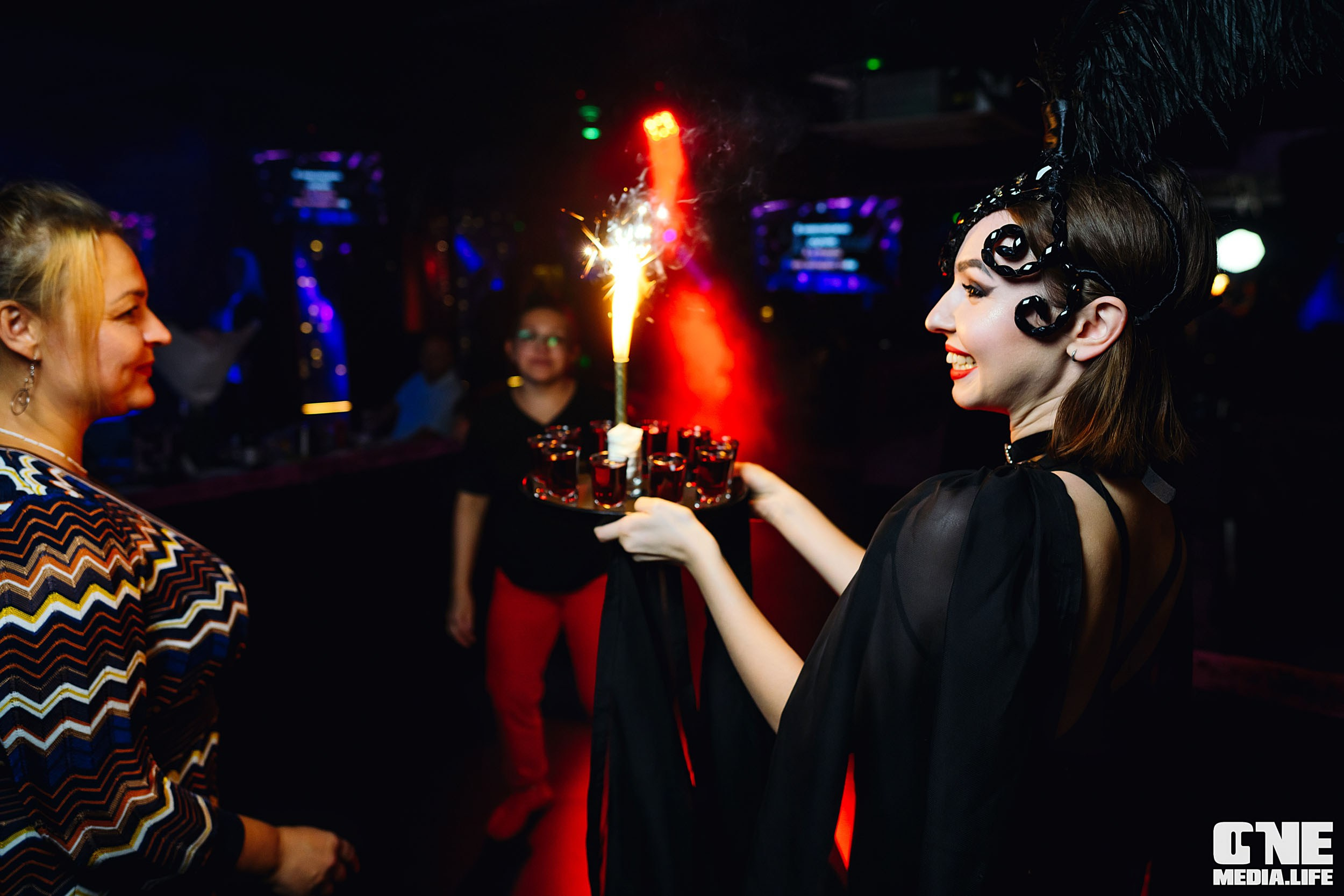 Фоторепортаж из караоке-клуба Эйфория. One Media Life: фоторепортажи, фотоотчеты с мероприятий и заведений