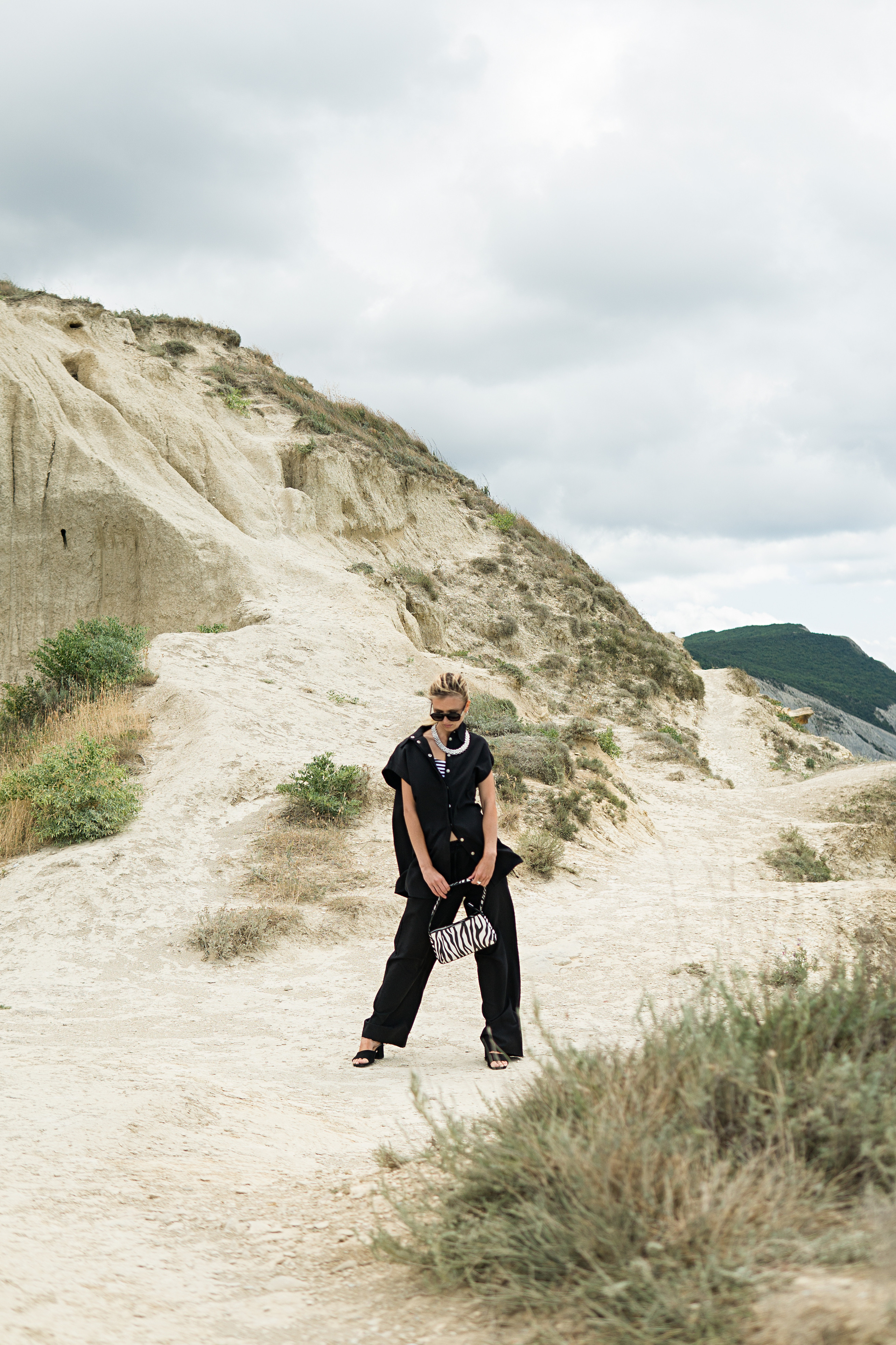 Фото и видеосъемки для брендов одежды и аксессуаров на Юге