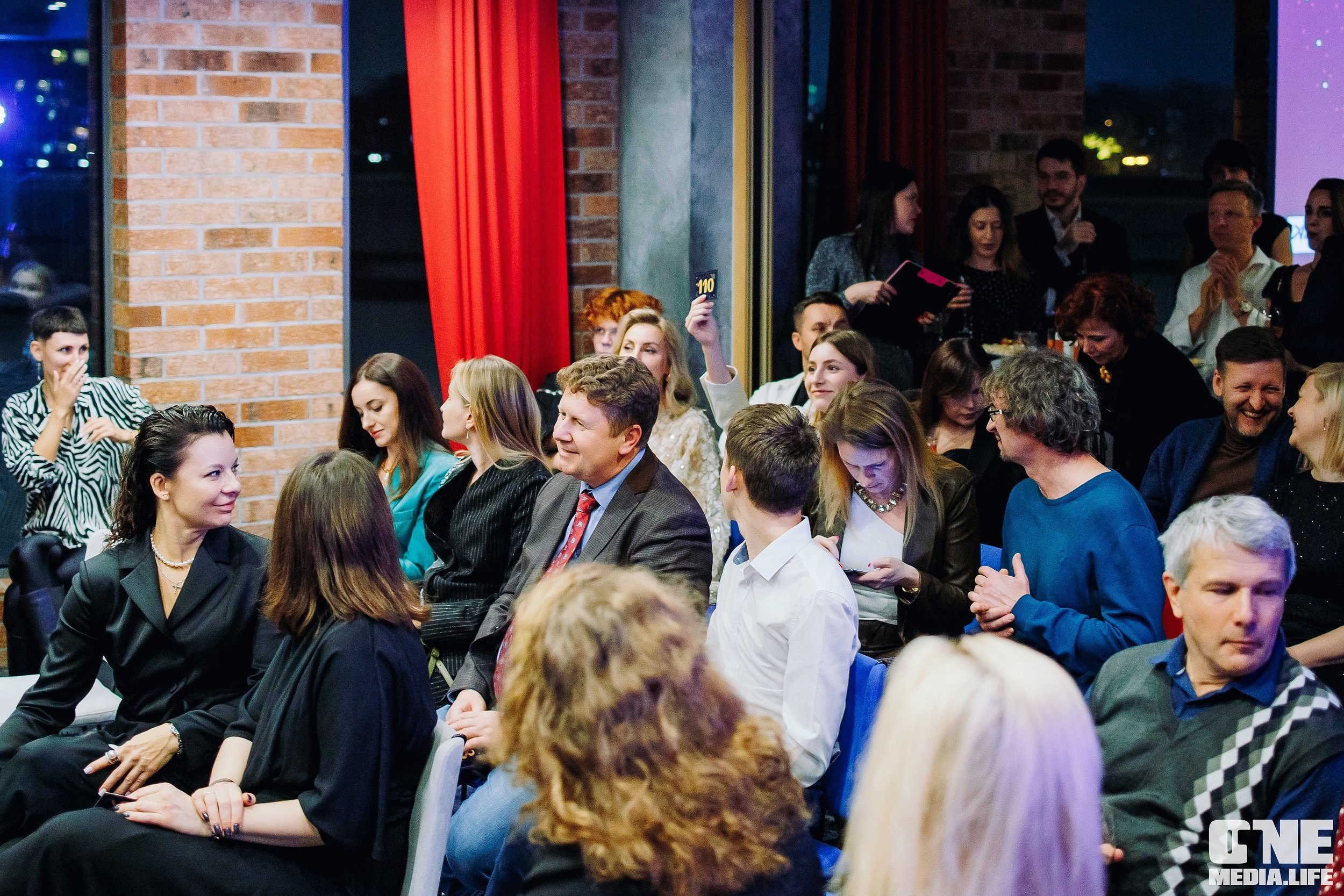 Новогодний Огонёк от Верю в Чудо. One Media Life: фоторепортажи, фотоотчеты с мероприятий и заведений