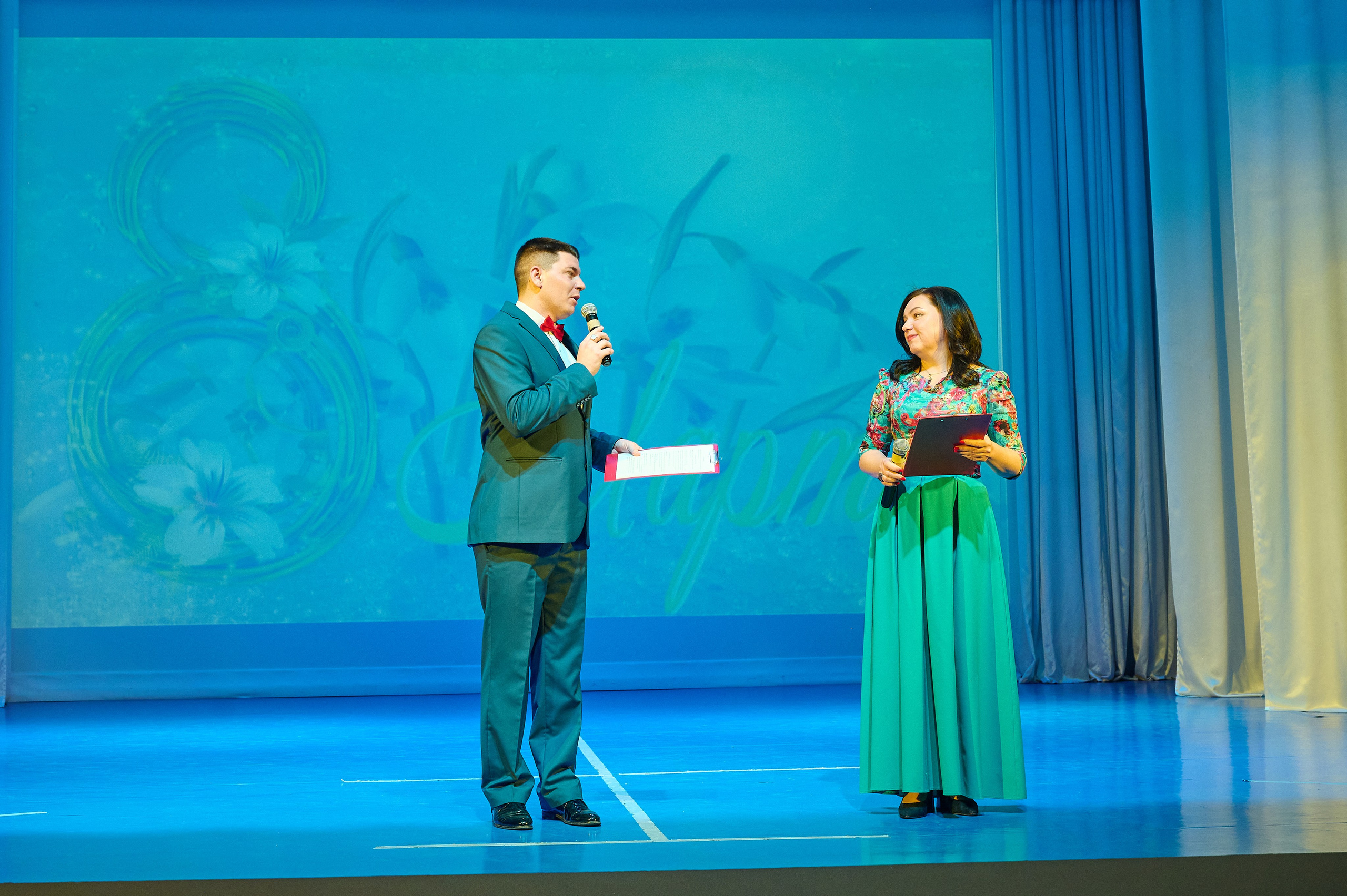 8 марта Марьина роща. Жизнь курорта Кабардинка в фотографиях