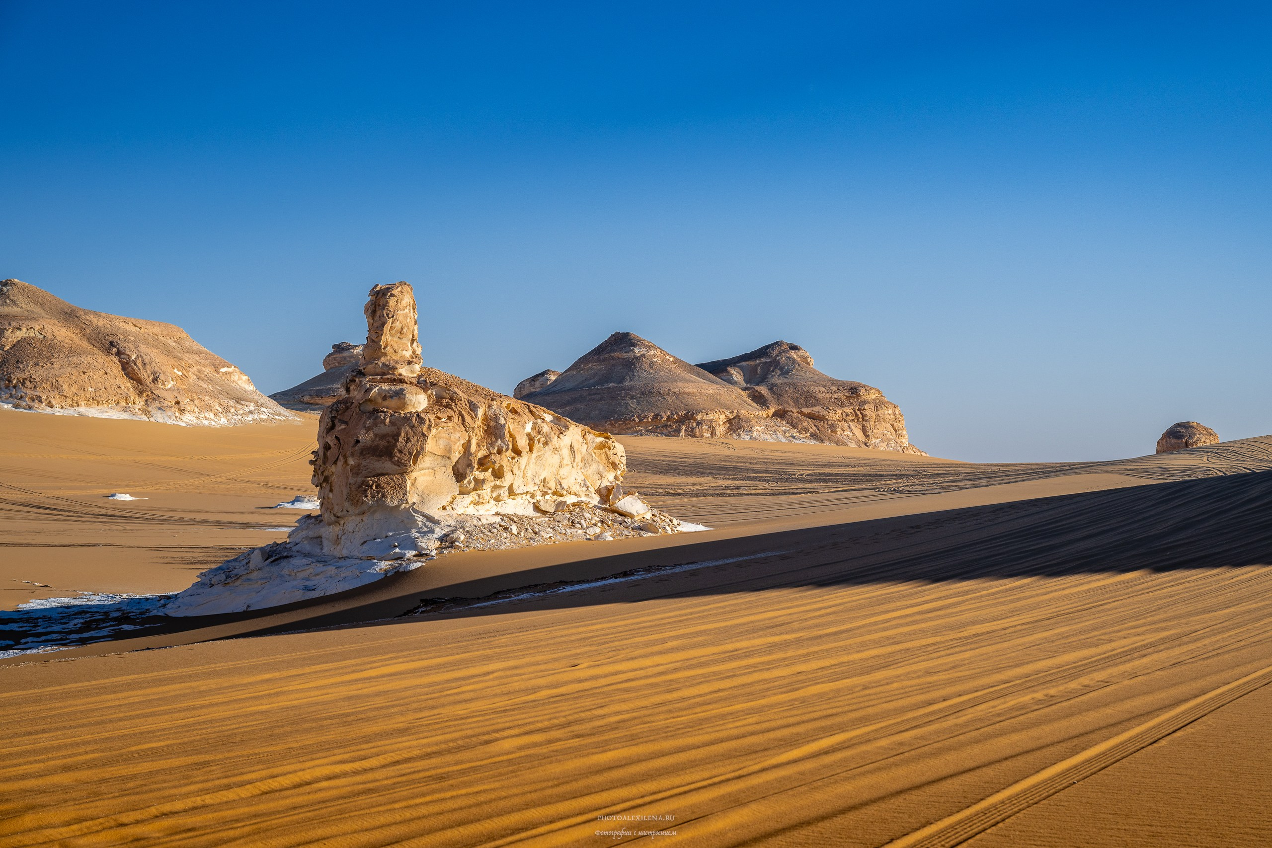Пустыня чёрная, пустыня белая. Авторские стильные фотокартины