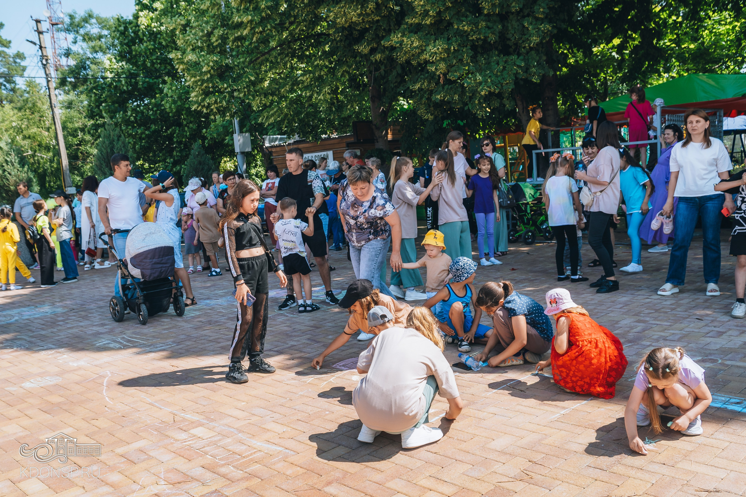 Должны смеяться дети. Новотитаровский Дом культуры