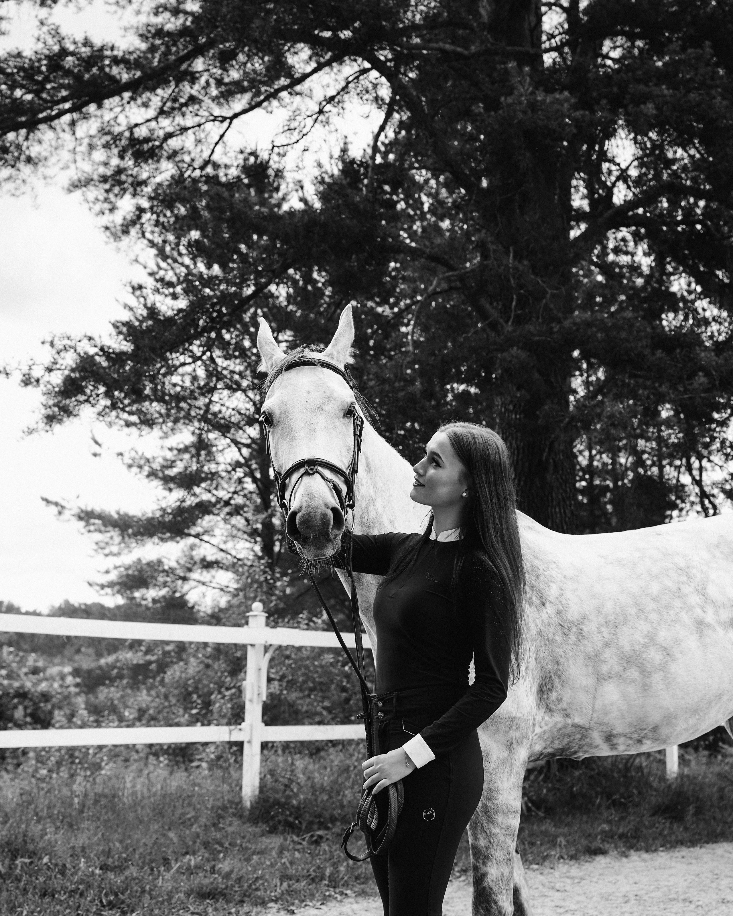 PERSONAL & CREATIVE. VERONIKA TIKHOMIROVA | PHOTOGRAPHER