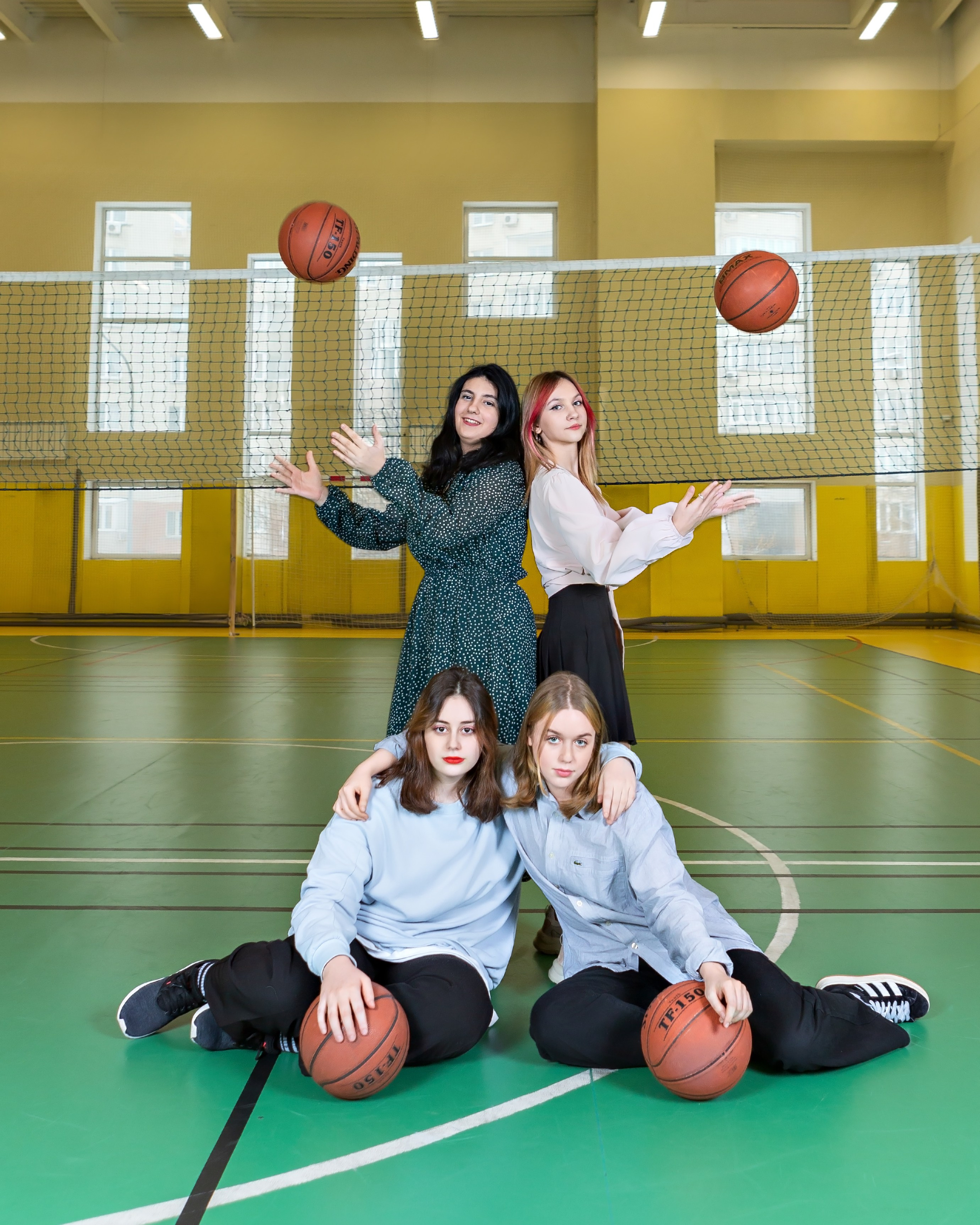 Выпускной альбом для 9 Класса. Выпускные альбомы и школьный фотограф в Подольске, Троицке, Щербинке, Москве и Московской области