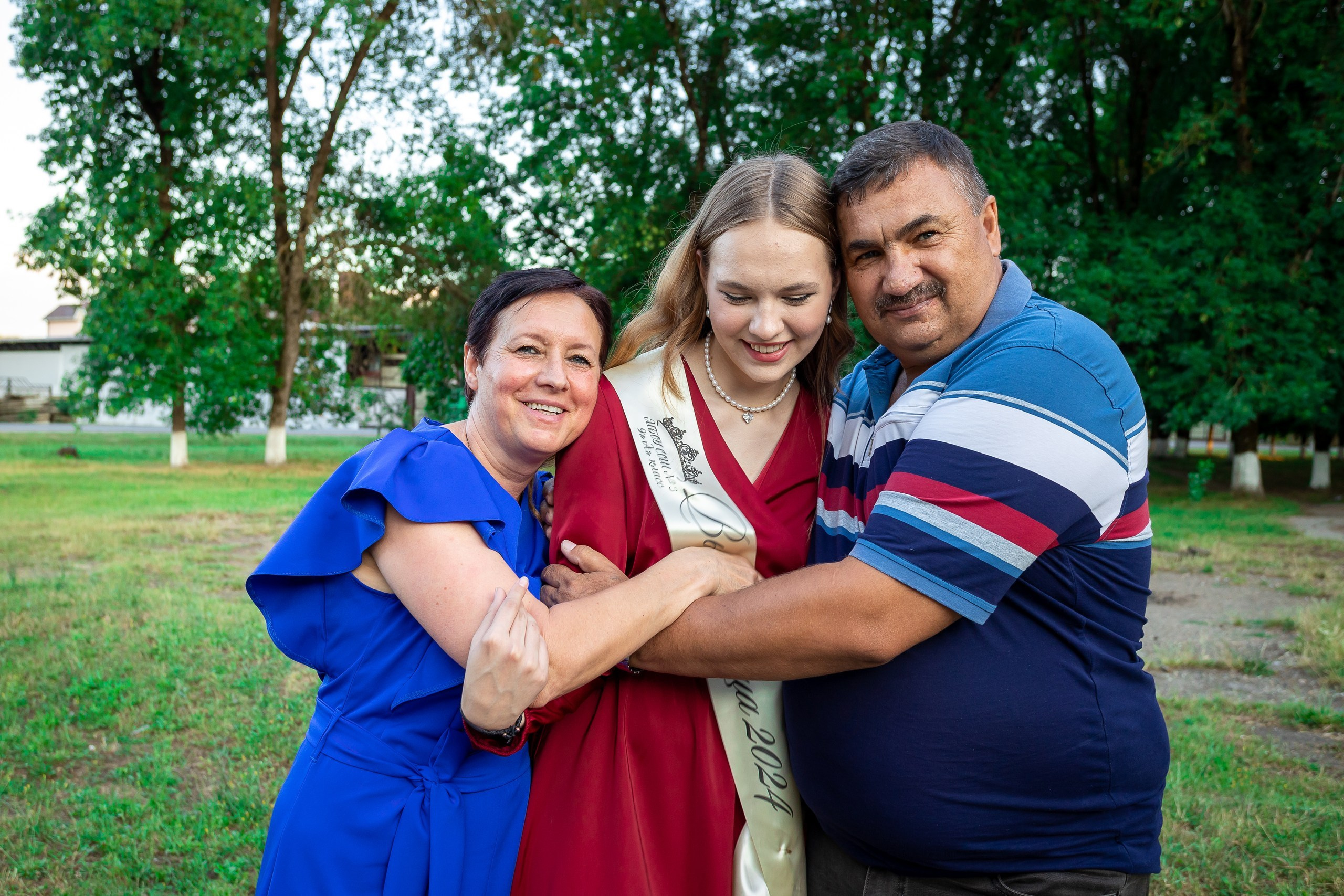 Вручение аттестата 2024 г. Выпускные альбомы Майкоп, Краснодар Елена Золотарева