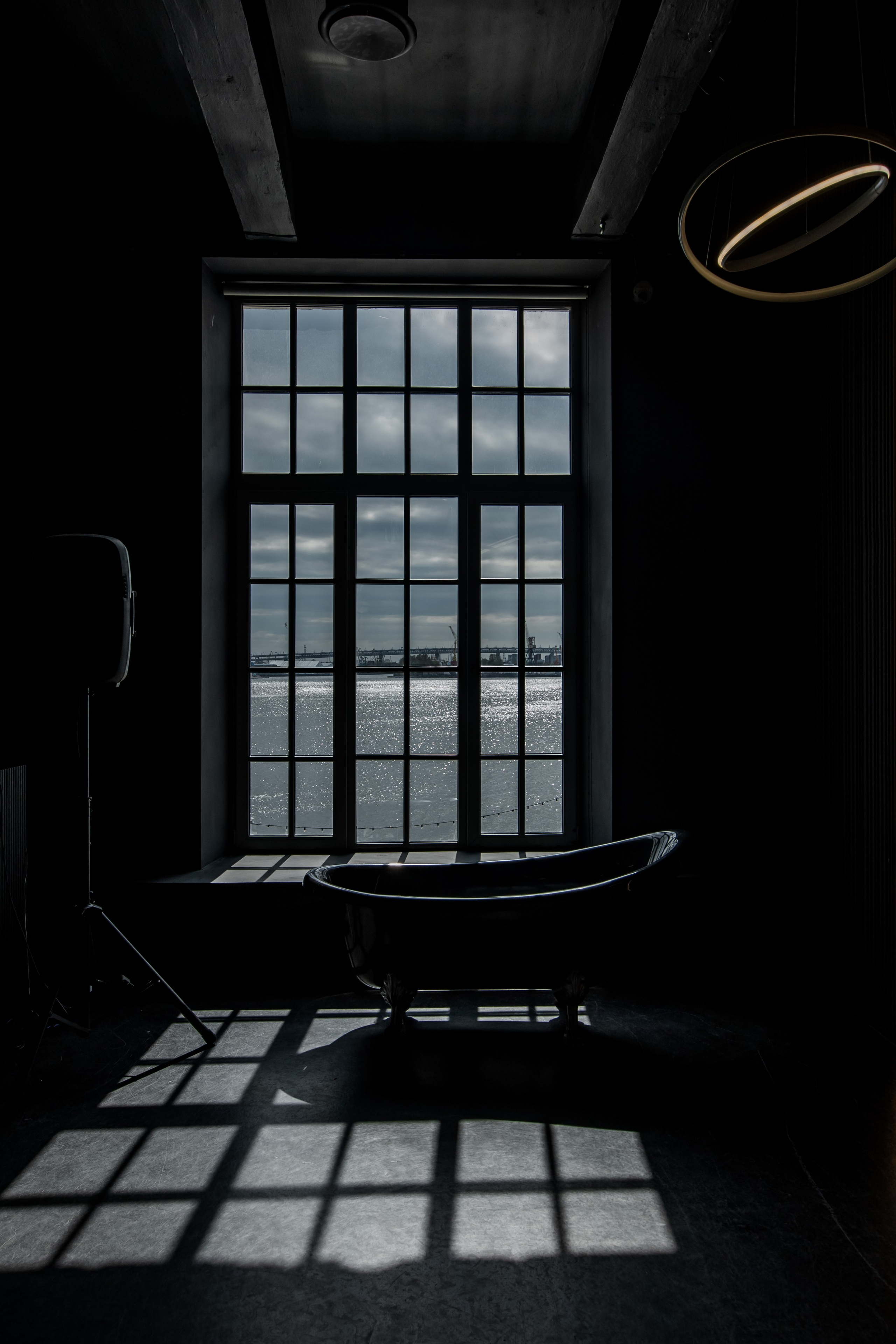 Mr. Black (лето). Аренда лофта в СПб для мероприятий