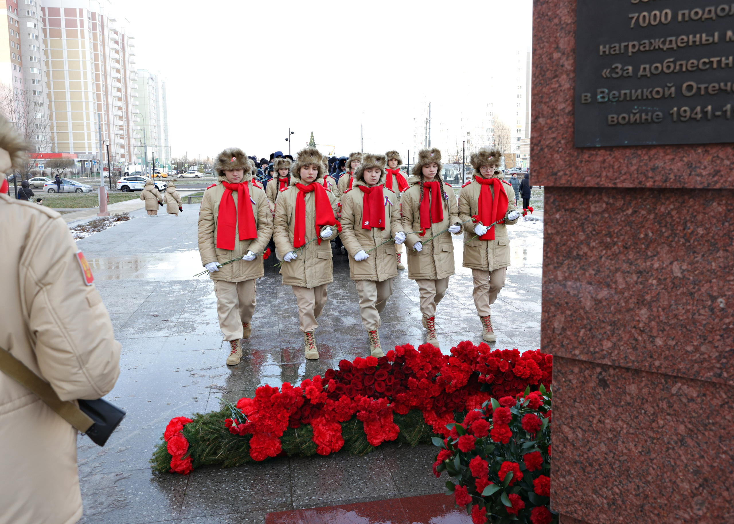 День воинской славы России в г. Подольск. Выпускные альбомы и школьный фотограф в Подольске, Троицке, Щербинке, Москве и Московской области