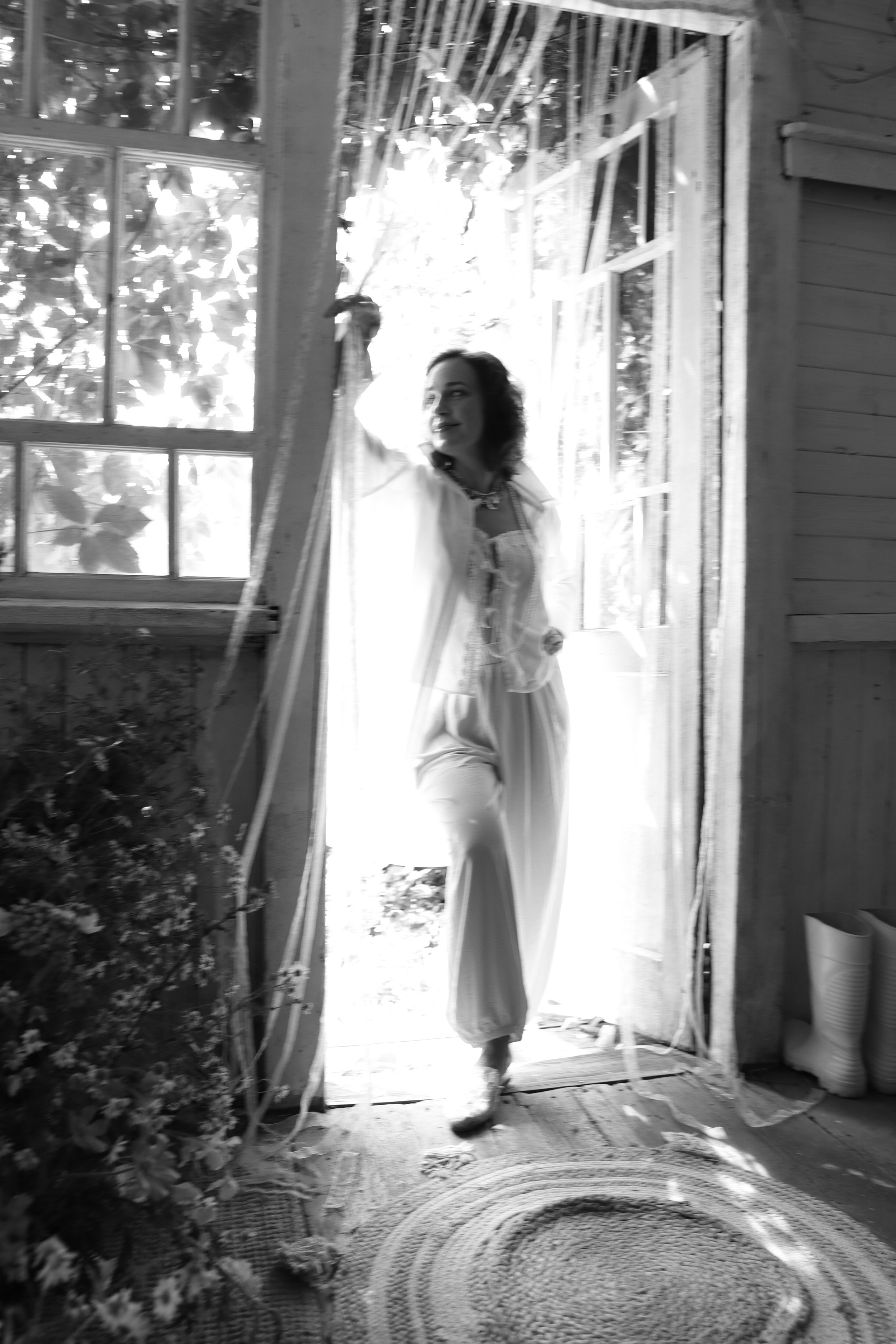 Фотосессия Марии в творческом пространстве DrozdHouse. Фотограф. Москва. Мужские и женские портреты